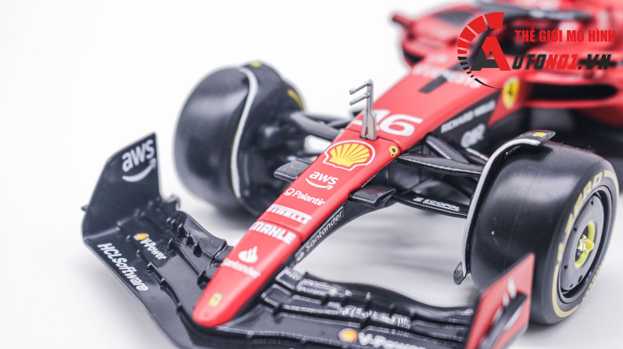  Mô hình xe đua F1 Ferrari Formular Sf23 2023 có hộp mica tỉ lệ 1:24 Bburago OT333 