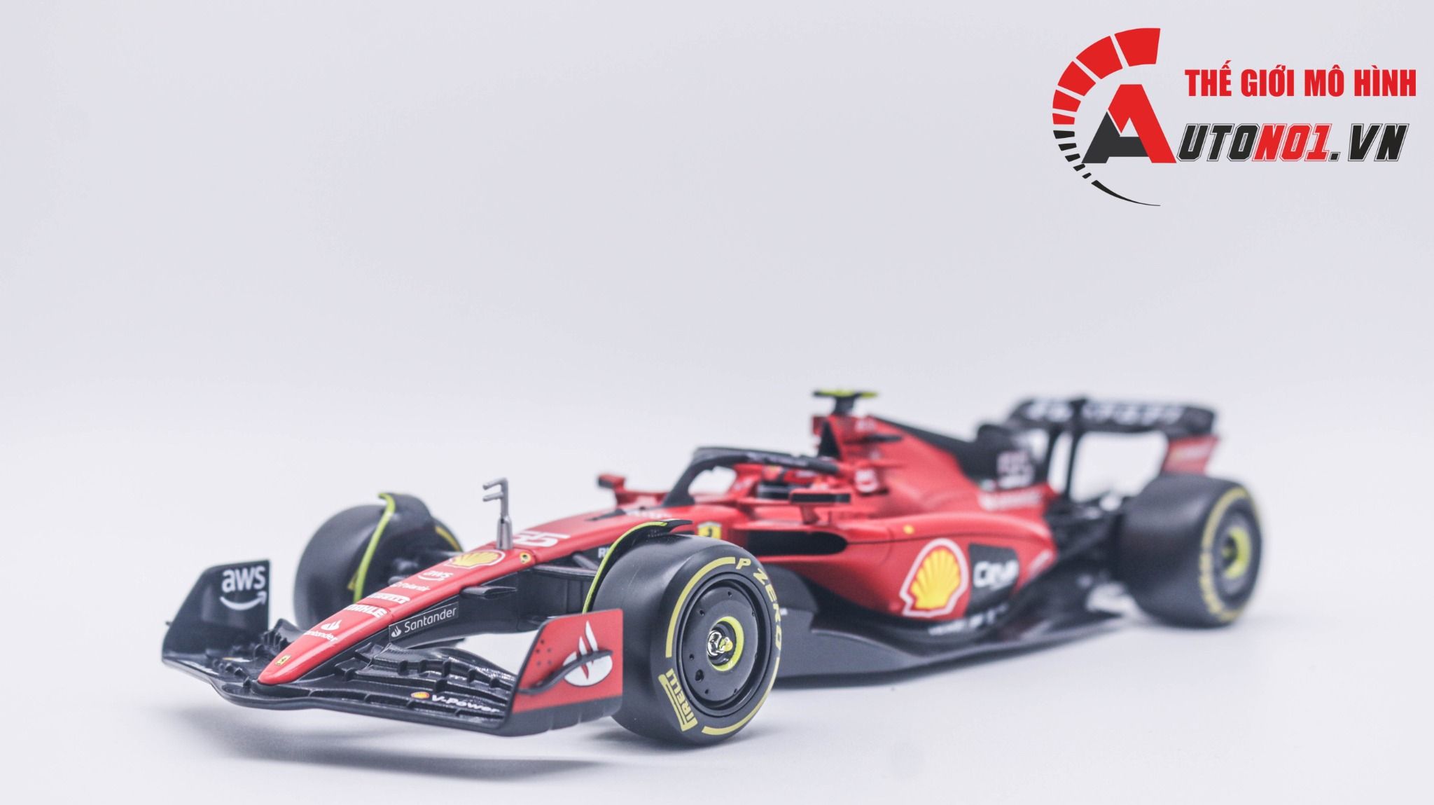 Mô hình xe đua F1 Ferrari Formular Sf23 2023 có hộp mica tỉ lệ 1:24 Bburago OT333