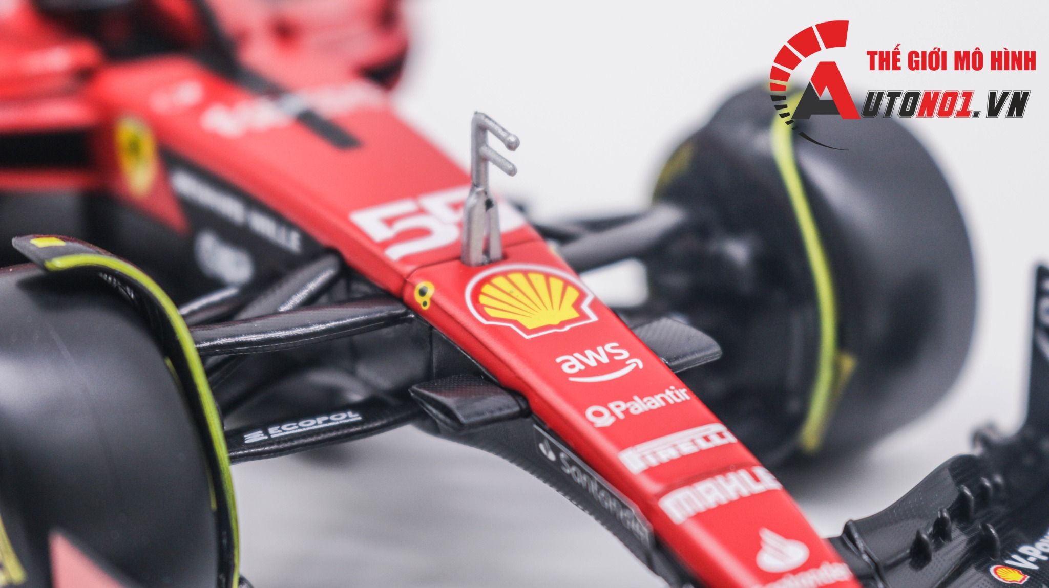 Mô hình xe đua F1 Ferrari Formular Sf23 2023 có hộp mica tỉ lệ 1:24 Bburago OT333