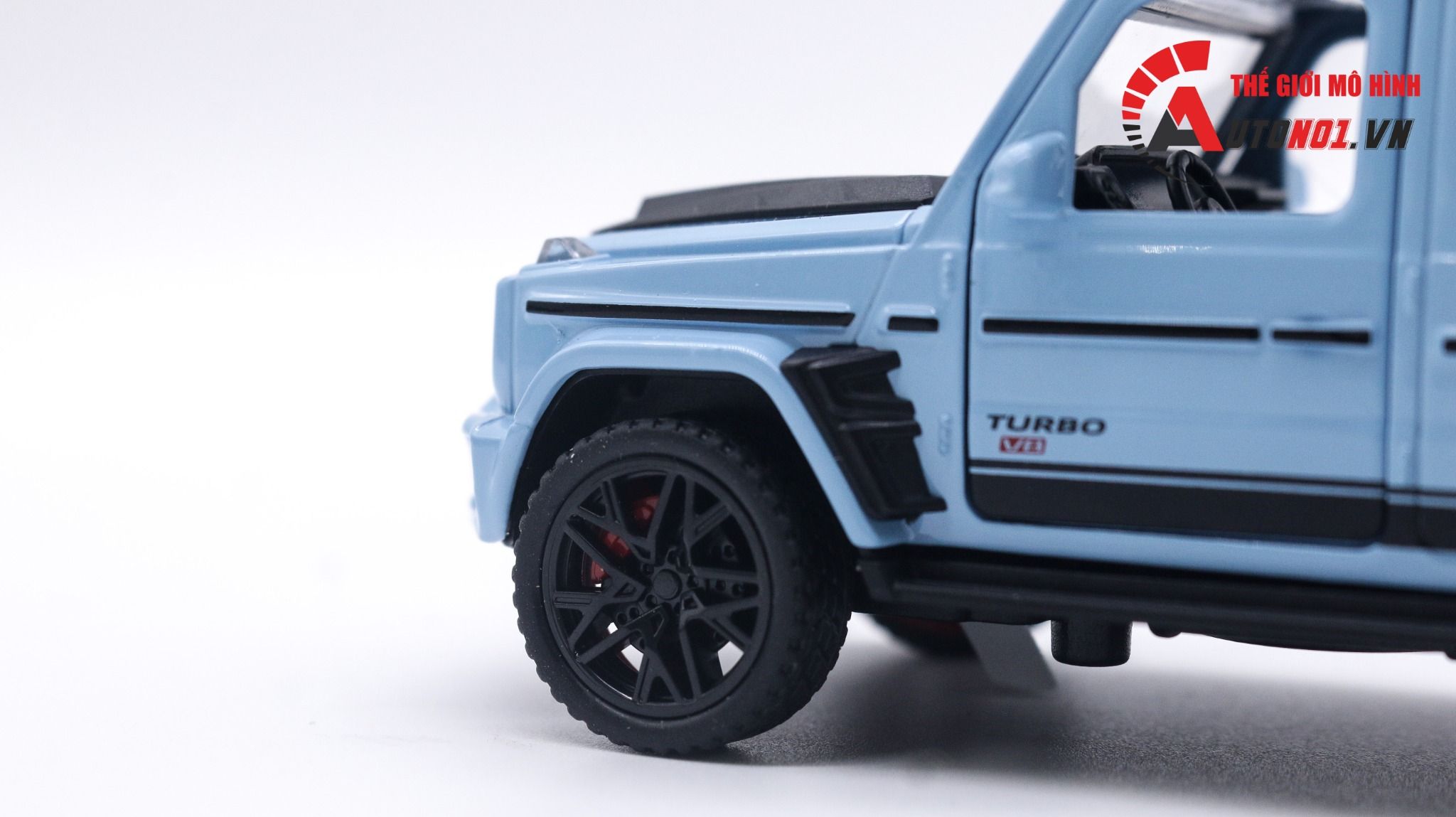 Mô hình xe Mercedes Benz Brabus G800 có đế - có âm thanh - có đèn tỉ lệ 1:36 JIAYE MODEL OT018