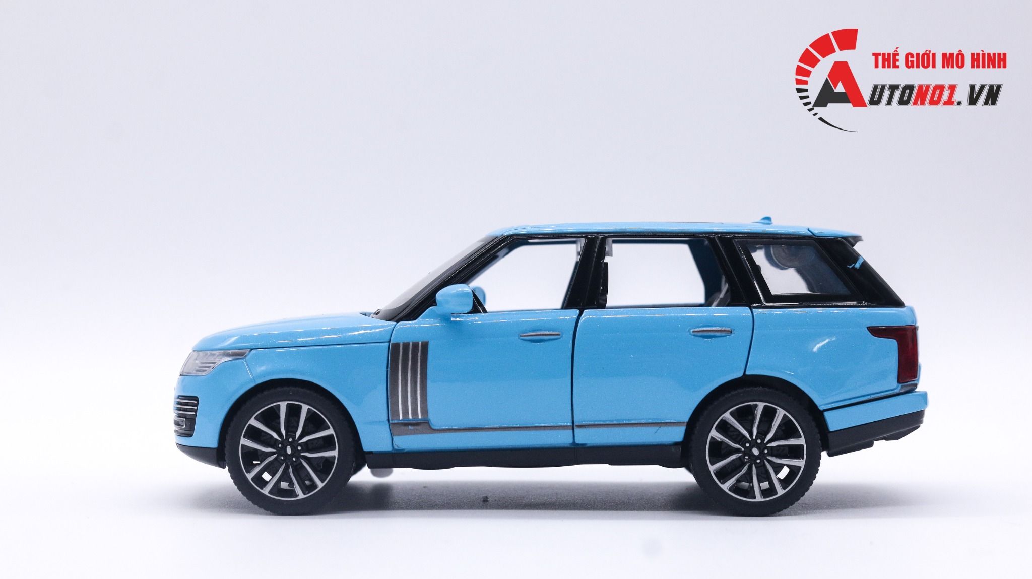 Mô hình xe Land Rover Range Rover full open -có đế - có âm thanh - có đèn tỉ lệ 1:32 BMB K3-15-B OT019