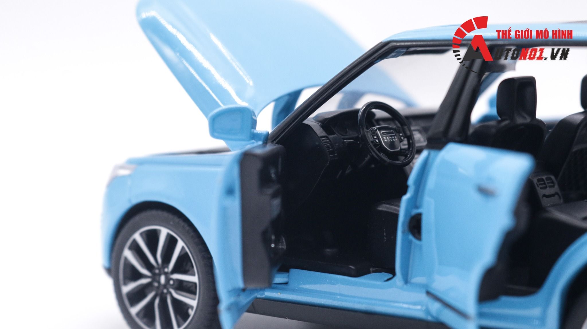 Mô hình xe Land Rover Range Rover full open -có đế - có âm thanh - có đèn tỉ lệ 1:32 BMB K3-15-B OT019