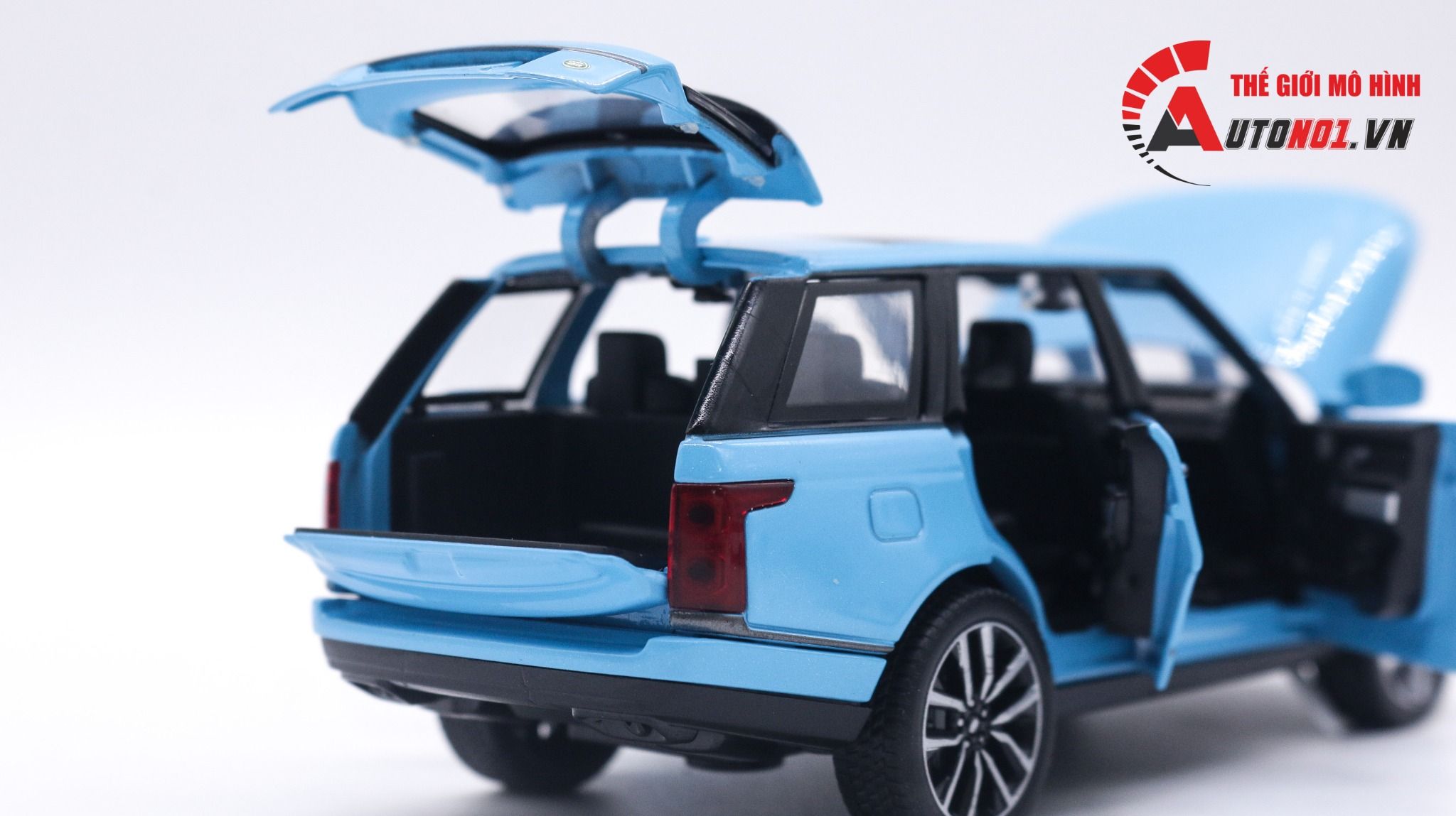 Mô hình xe Land Rover Range Rover full open -có đế - có âm thanh - có đèn tỉ lệ 1:32 BMB K3-15-B OT019