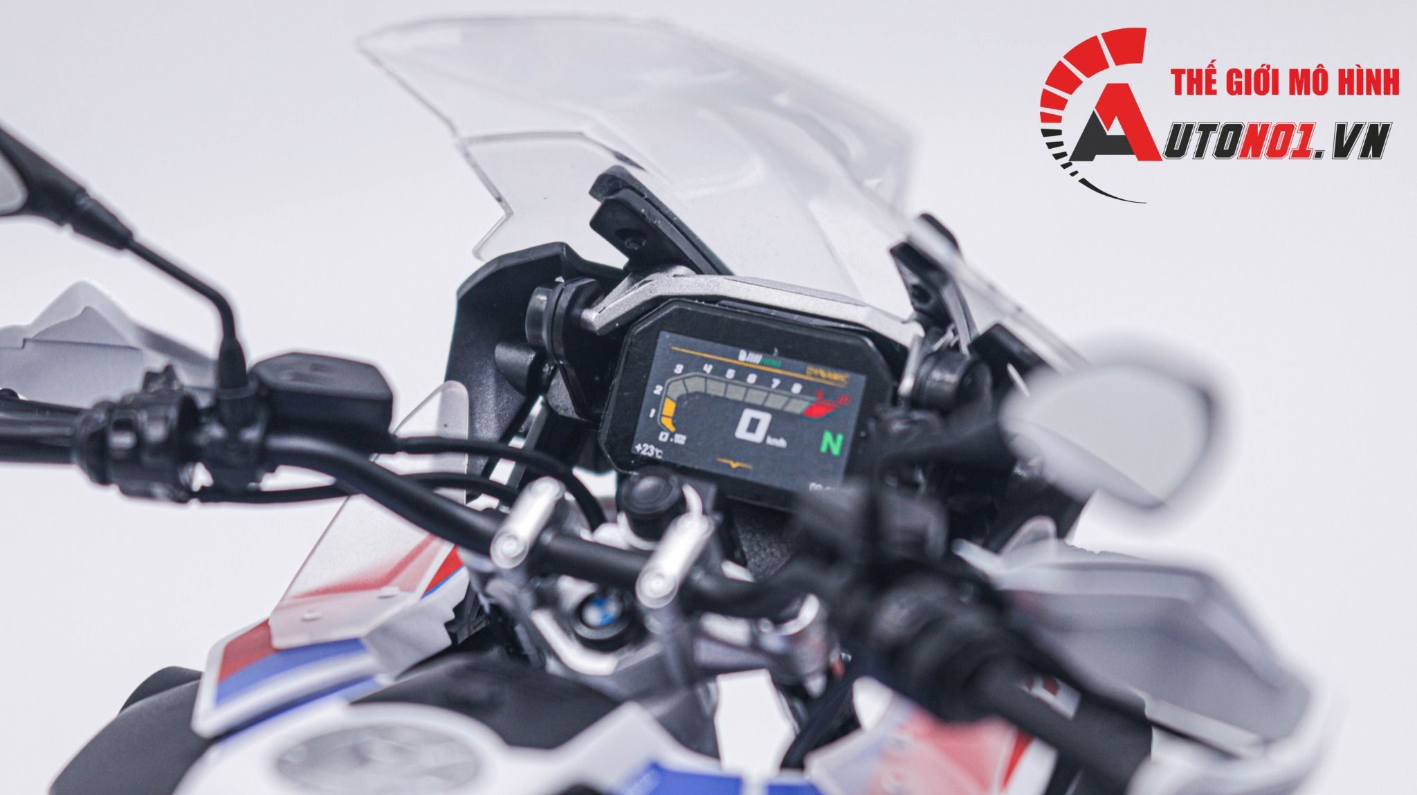 Mô hình moto cao cấp BMW R 1250 GS ADV Meng đã sơn hoàn thiện tỉ lệ 1:9 MT066D