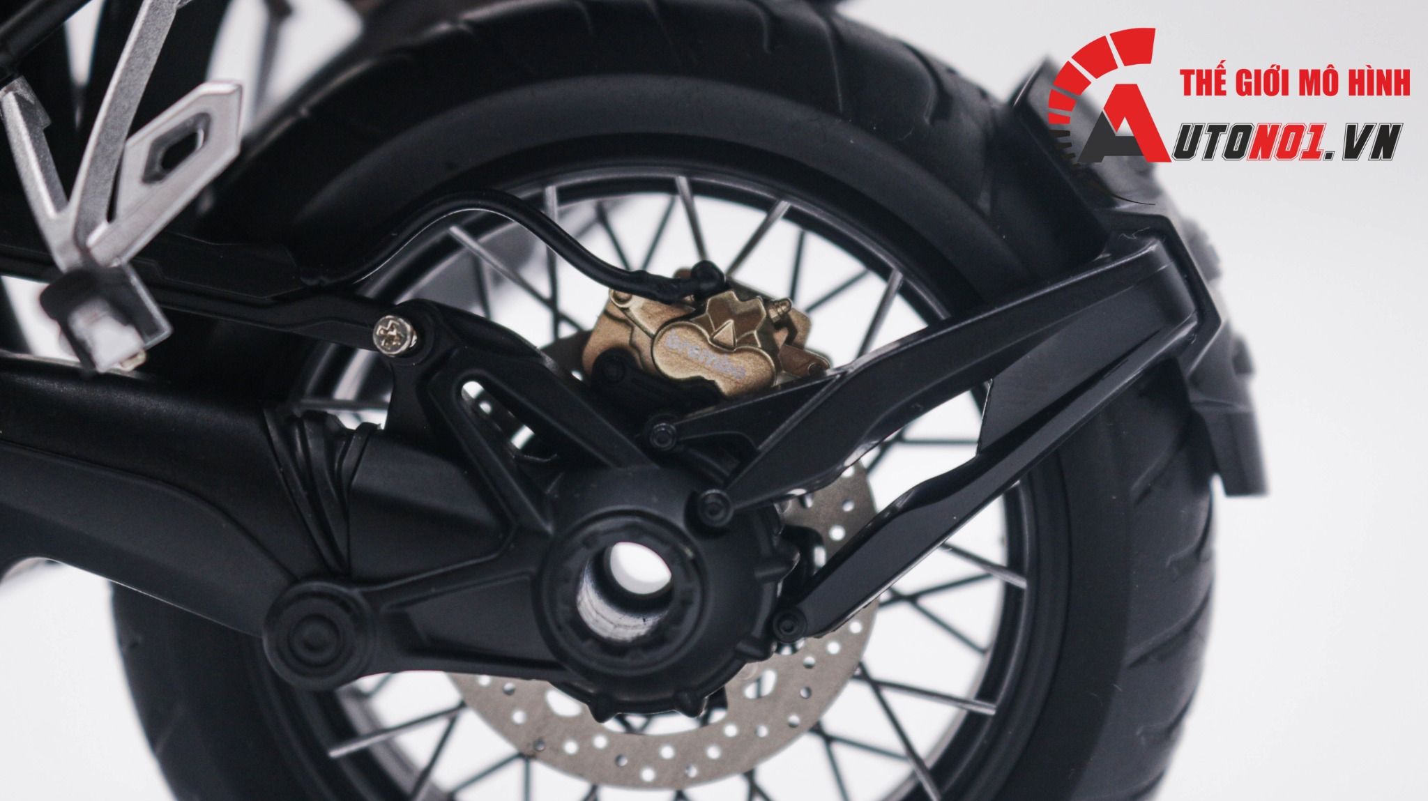 Mô hình moto cao cấp BMW R 1250 GS ADV Meng đã sơn hoàn thiện tỉ lệ 1:9 MT066D