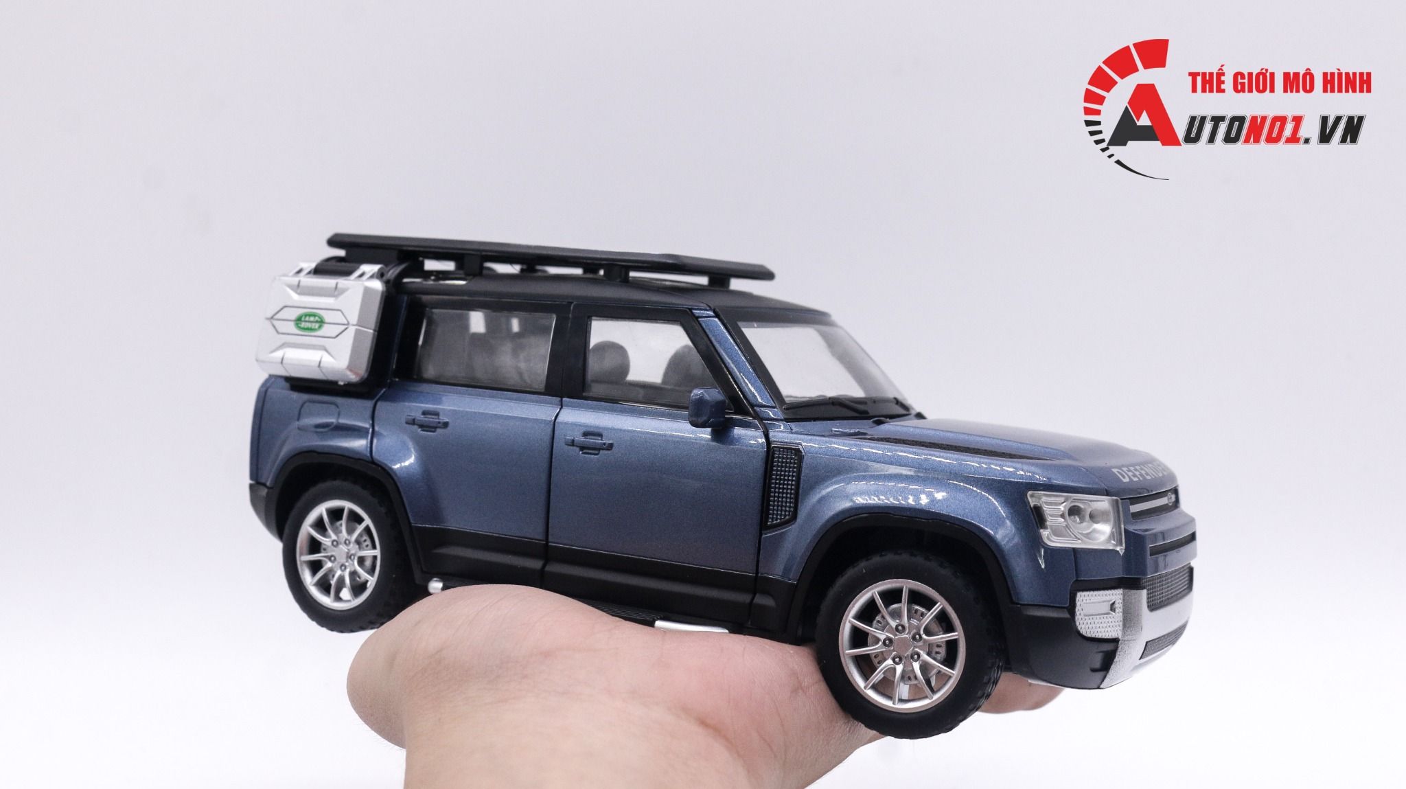 Mô hình xe Land Rover Defender full open - full kính , đánh lái được tỉ lệ 1:24 NEWAO OT017