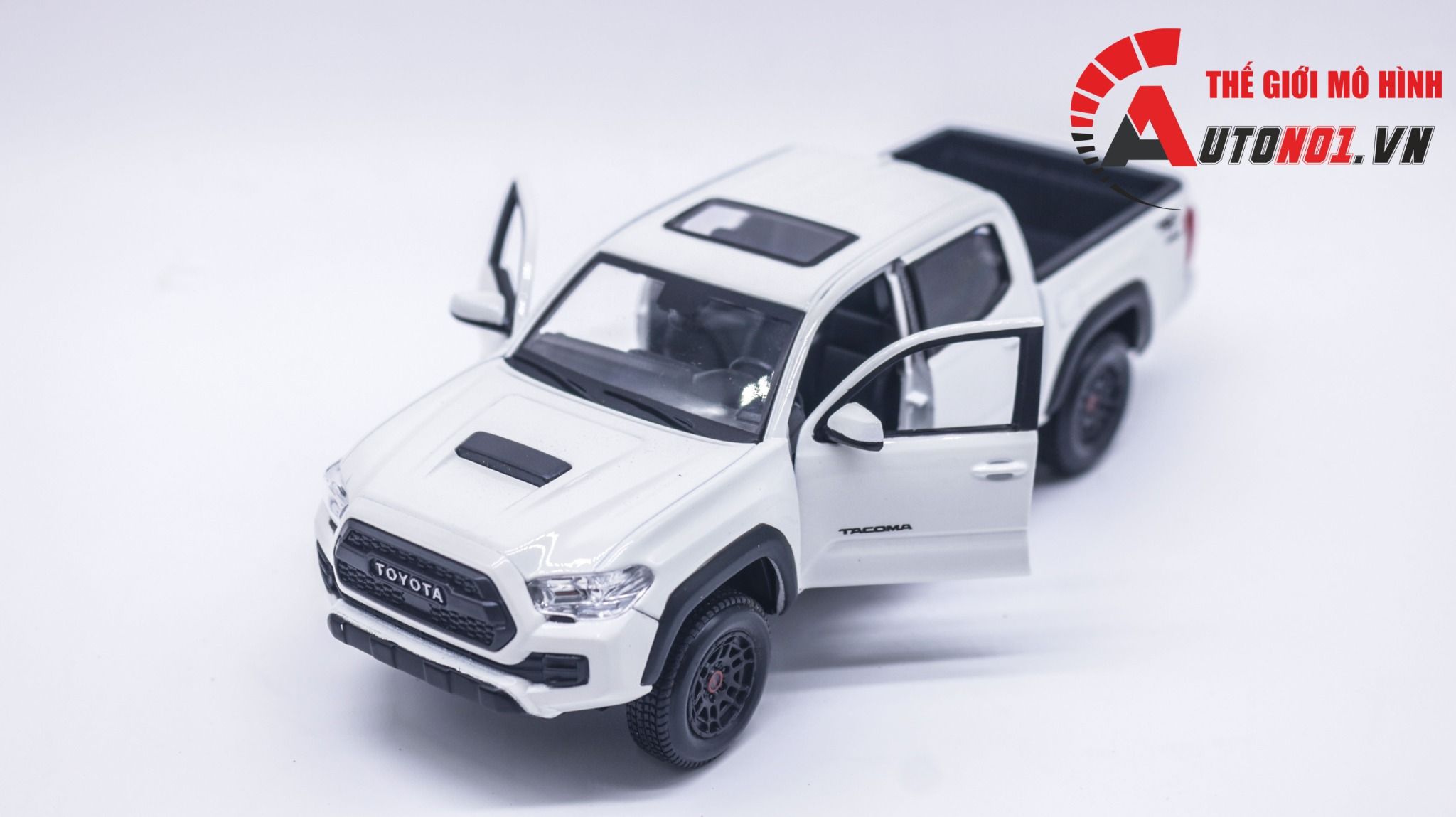  Mô hình xe Toyota Tacoma TRD Pro 2023 tỉ lệ 1:27 Maisto 32910 OT343 