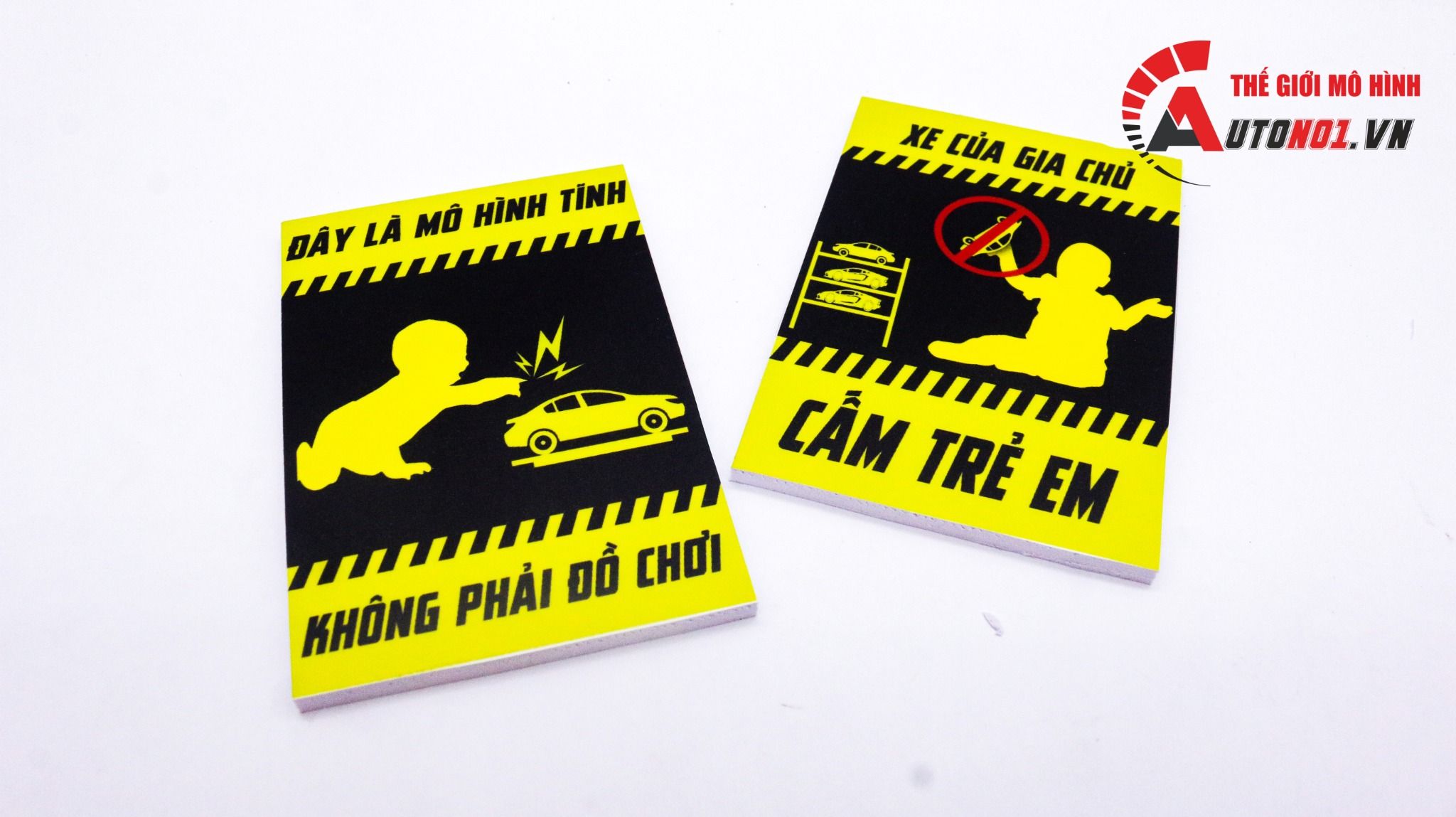  Sticker Decor Trưng bày mô hình Kích thước 8CM x 10CM PK043 