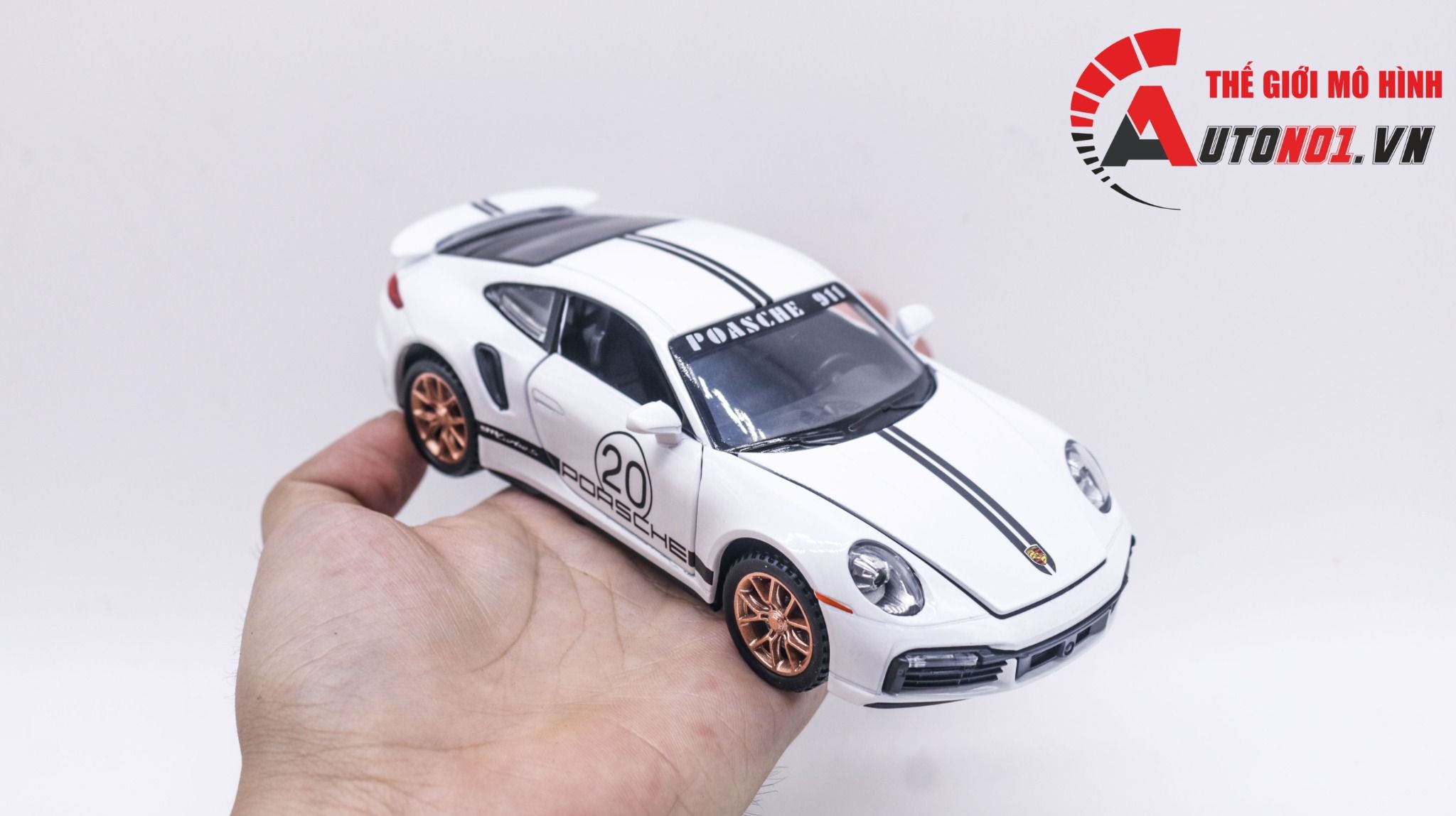 Mô hình xe Porsche 911 Turbo S full open , có đèn và âm thanh tỉ lệ 1:32 Miniauto OT32035