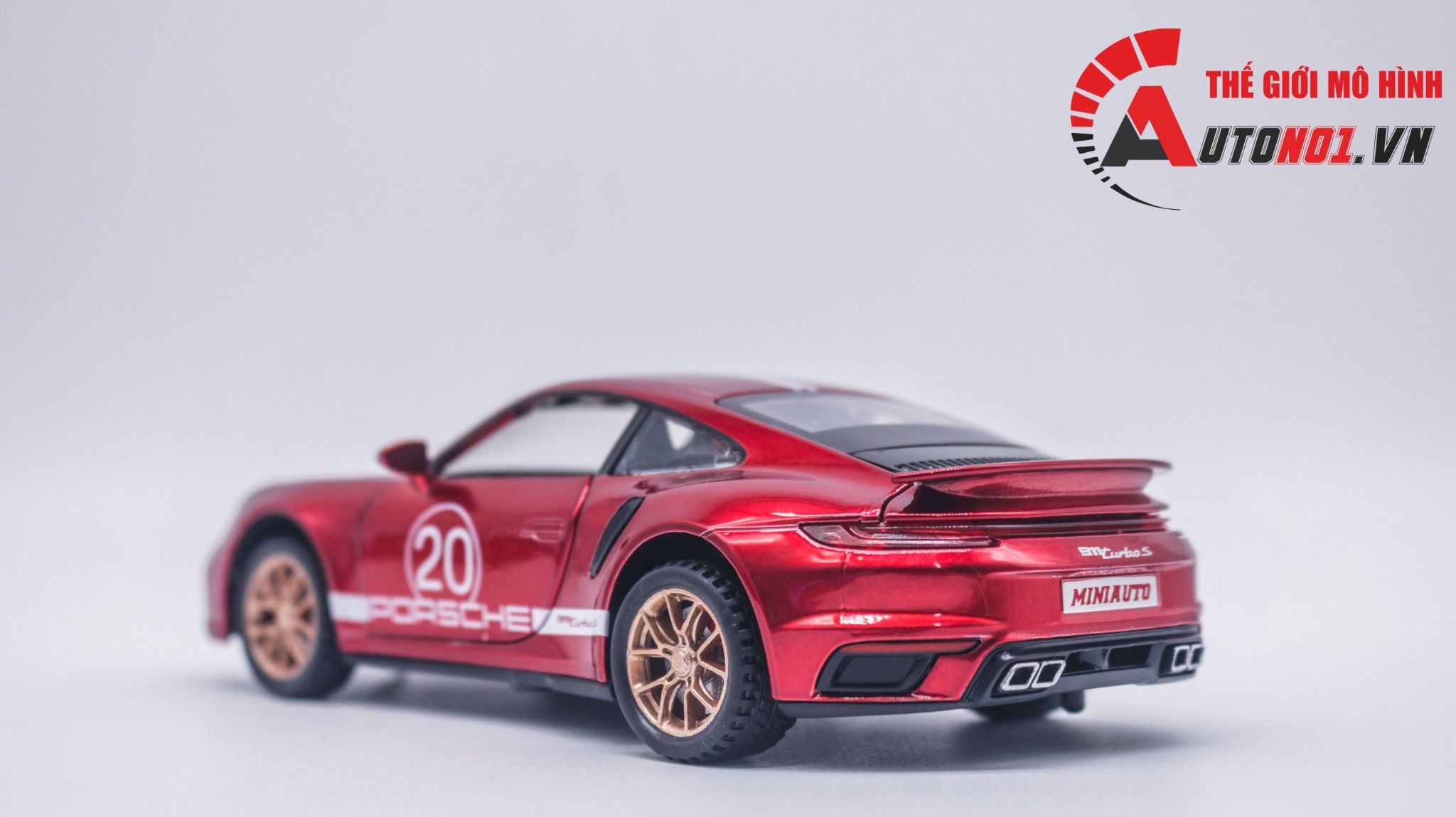 Mô hình xe Porsche 911 Turbo S full open , có đèn và âm thanh tỉ lệ 1:32 Miniauto OT32035
