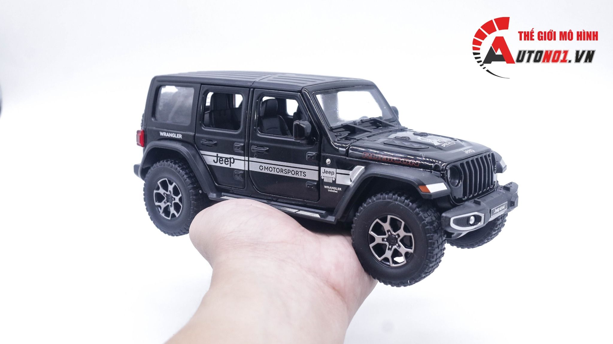 Mô hình xe Jeep Wrangler Rubicon 4x4 Tỉ Lệ 1:24 Alloy Model OT491
