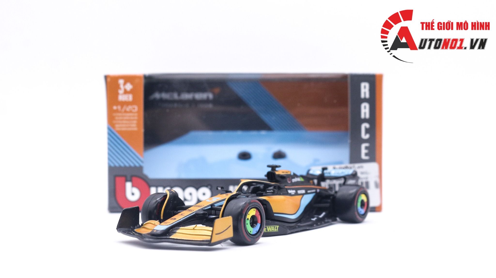  Mô hình xe đua F1 McLaren MCL36 2022 #3 - #4 Hybrid 1:43 Bburago OT023 