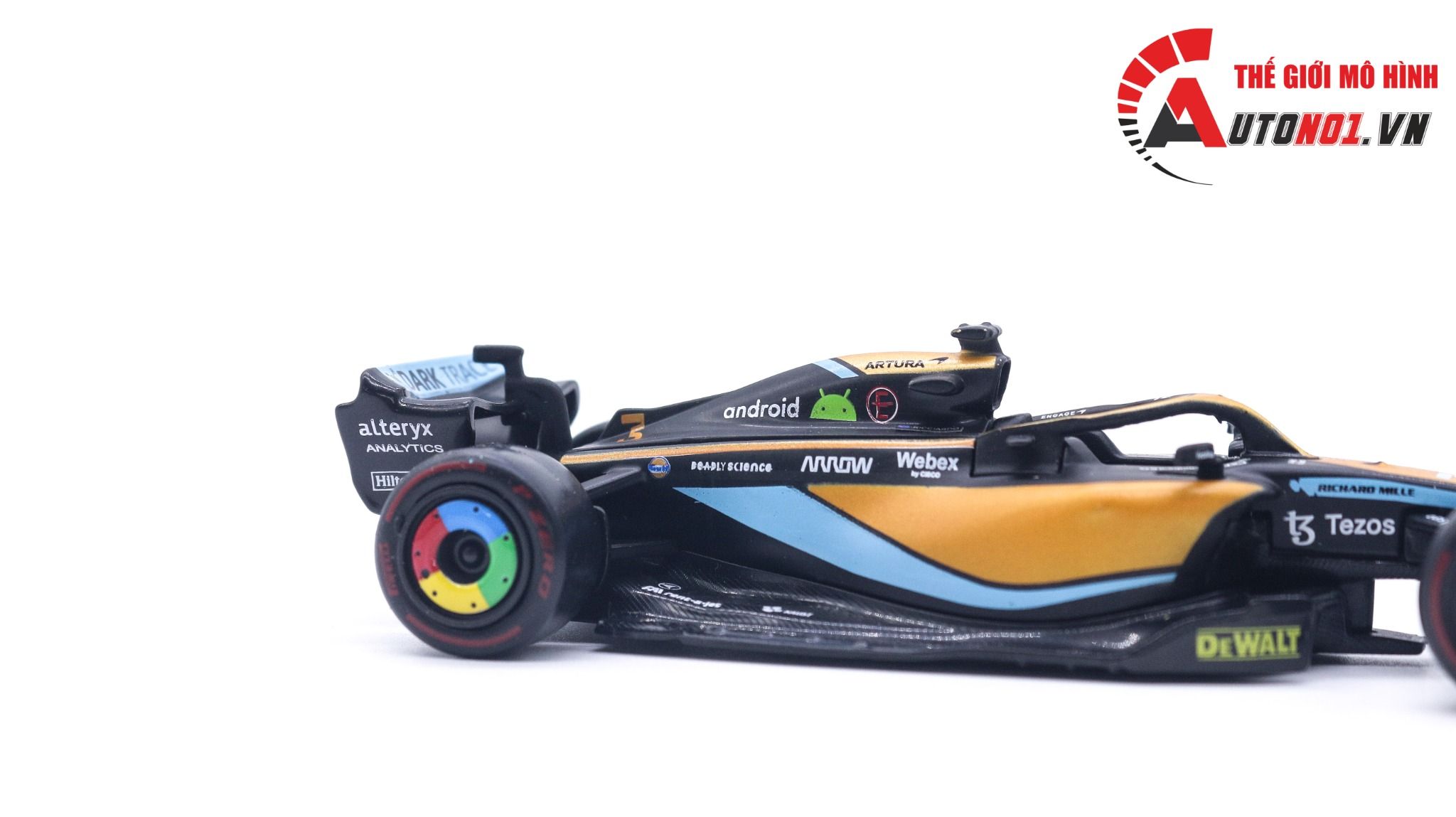  Mô hình xe đua F1 McLaren MCL36 2022 #3 - #4 Hybrid 1:43 Bburago OT023 