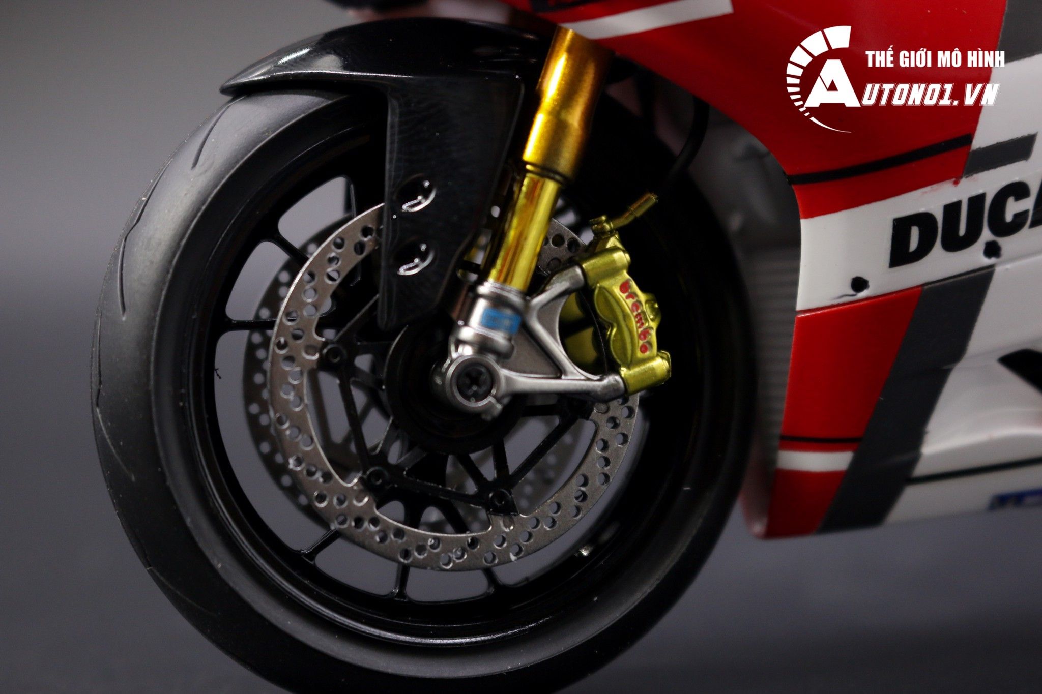 Mô hình xe cao cấp Ducati 1199 Corse 1:12 Tamiya D102
