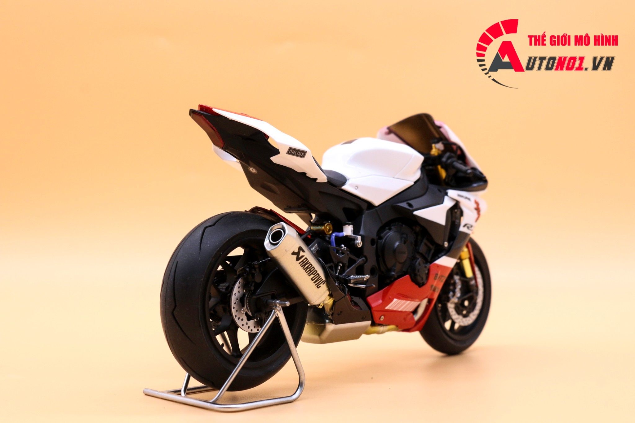 Mô hình xe Yamaha Yzf R1m Anniversary 1:12 Tamiya D032