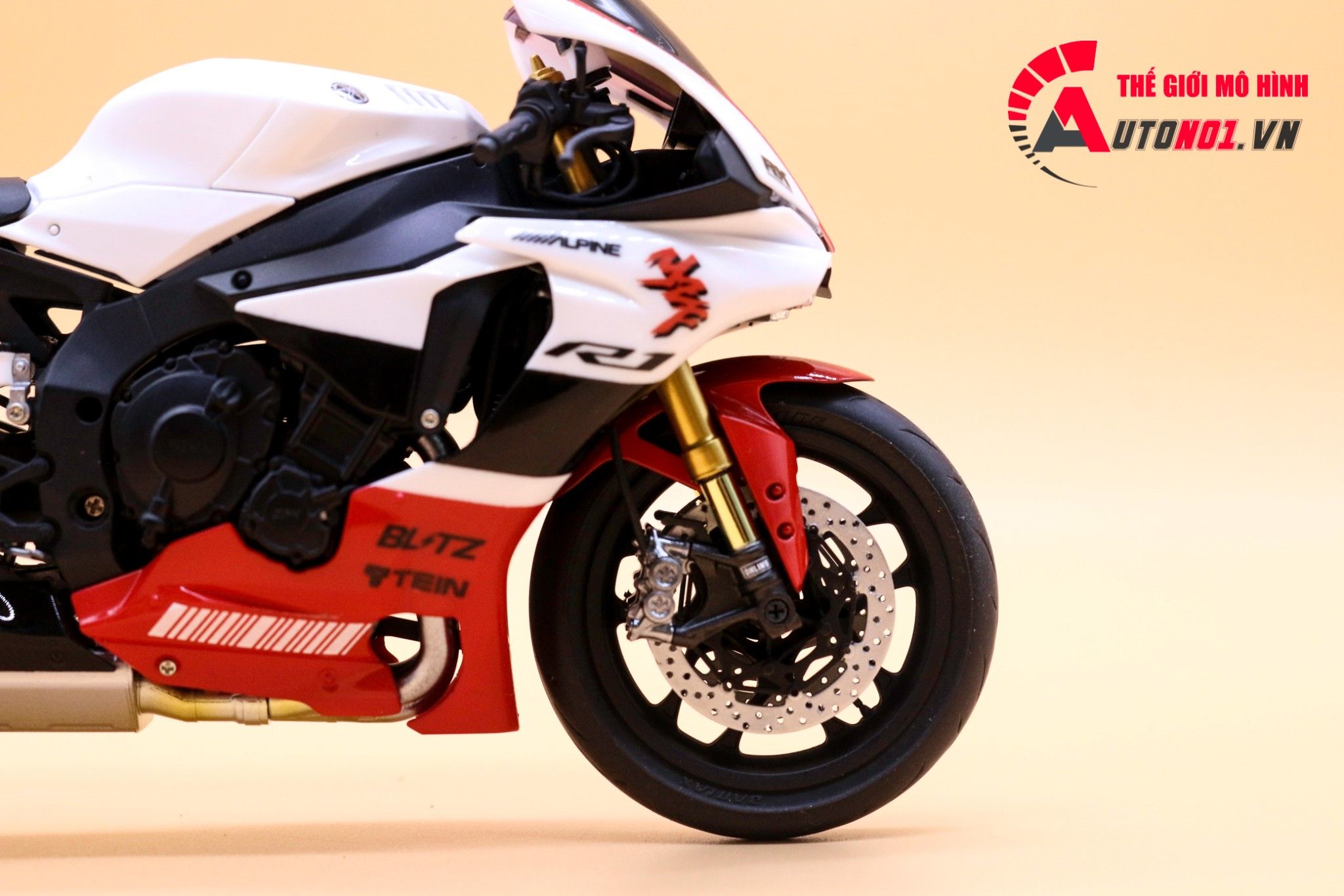 Mô hình xe Yamaha Yzf R1m Anniversary 1:12 Tamiya D032