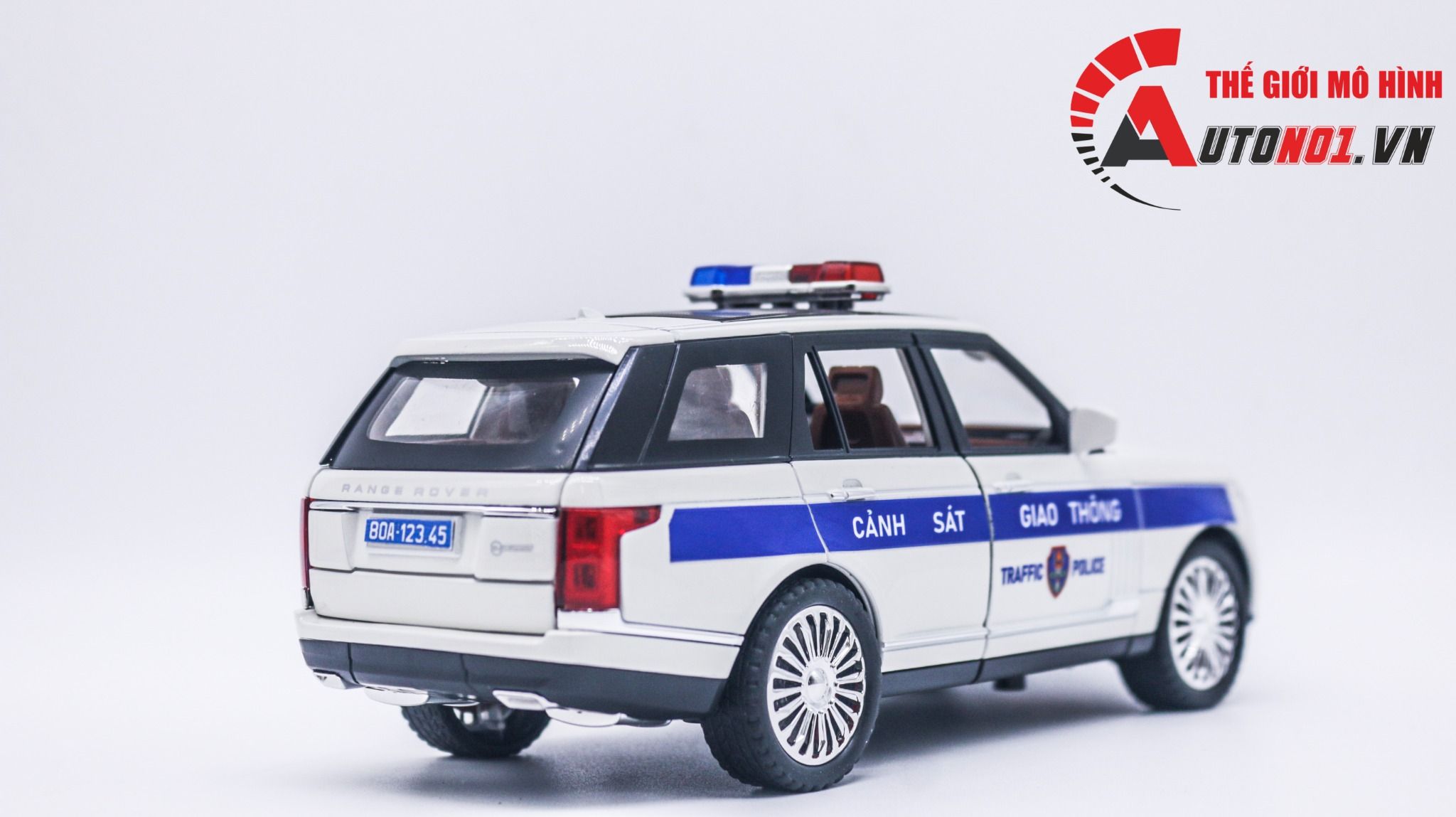 Mô hình xe ô tô độ CSGT Land Rover Range Rover full open tỉ lệ 1:24 Chezhi Autono1 OT383