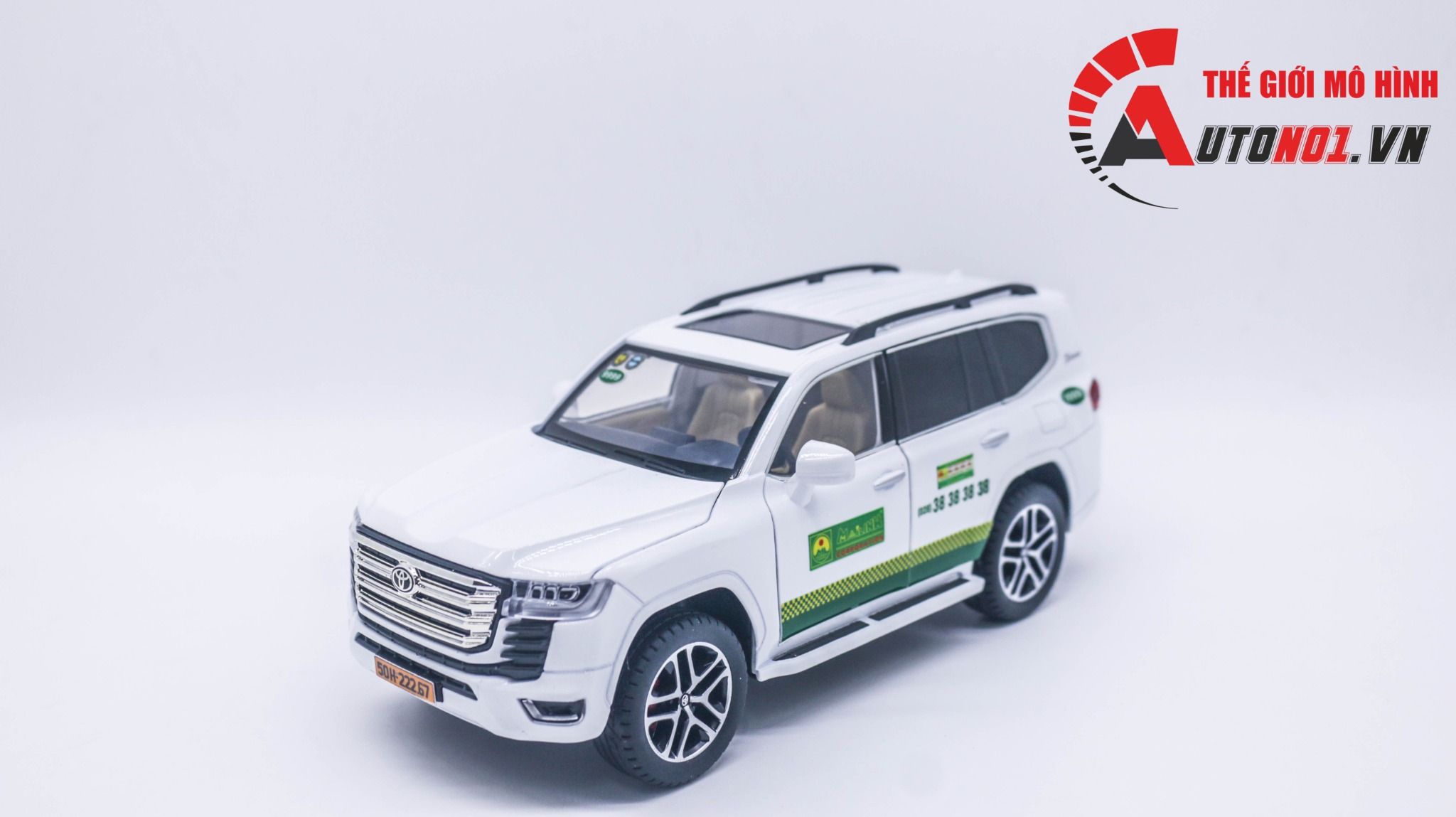 Mô hình xe độ dịch vụ taxi Mai Linh Toyota Land Cruiser LC300 2022 full open - full kính - đánh lái được - có remote tỉ lệ 1:24 Henteng model Autono1 OT392