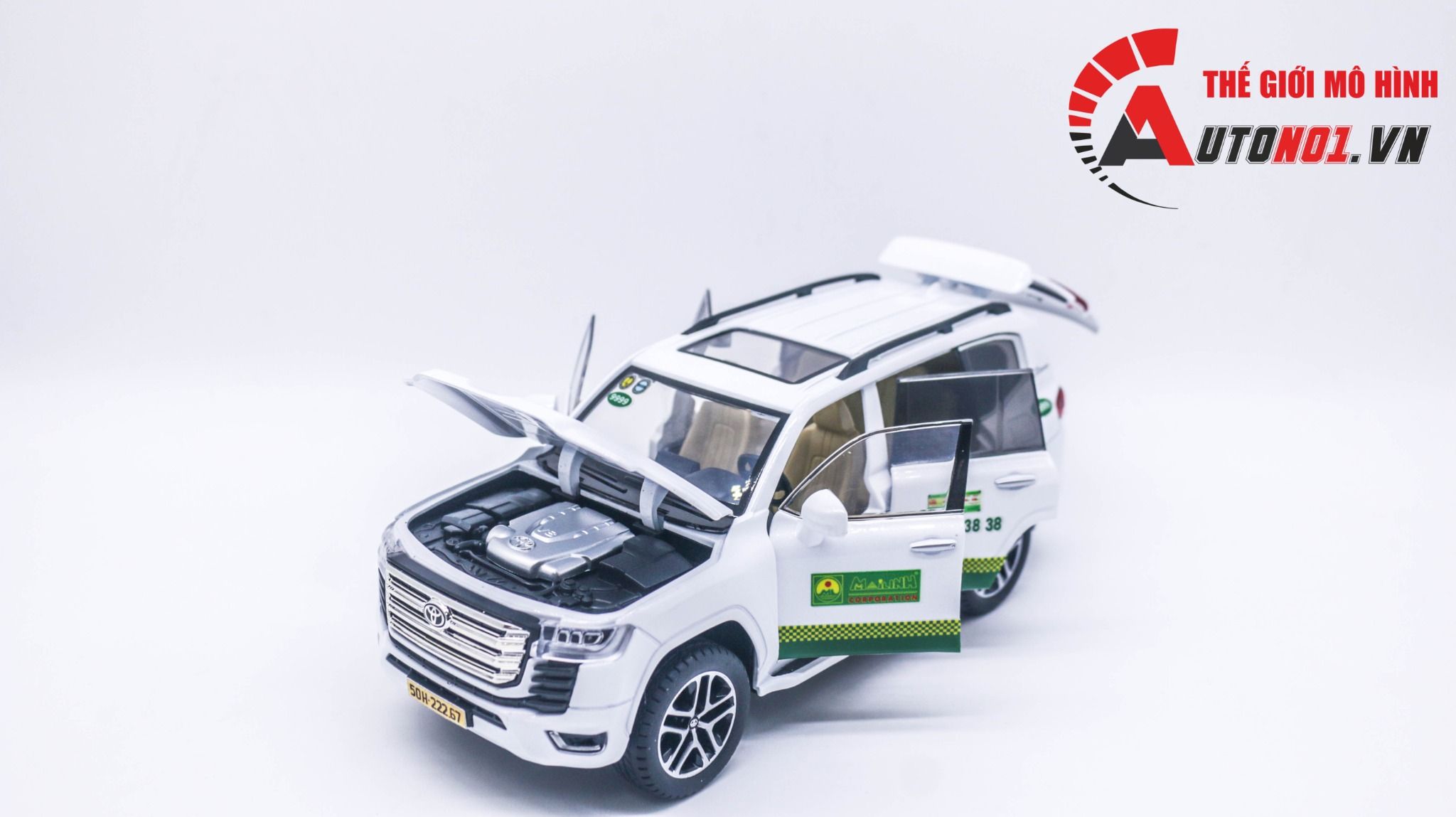 Mô hình xe độ dịch vụ taxi Mai Linh Toyota Land Cruiser LC300 2022 full open - full kính - đánh lái được - có remote tỉ lệ 1:24 Henteng model Autono1 OT392