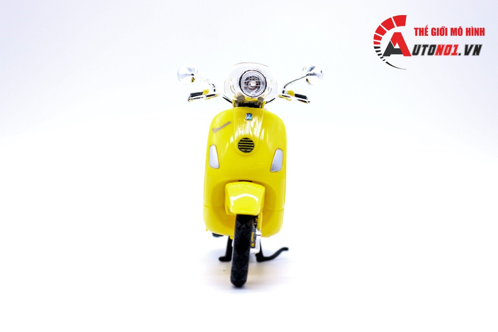 Mô hình xe Vespa lxv 2013 yellow 1:18 Maisto 7070B