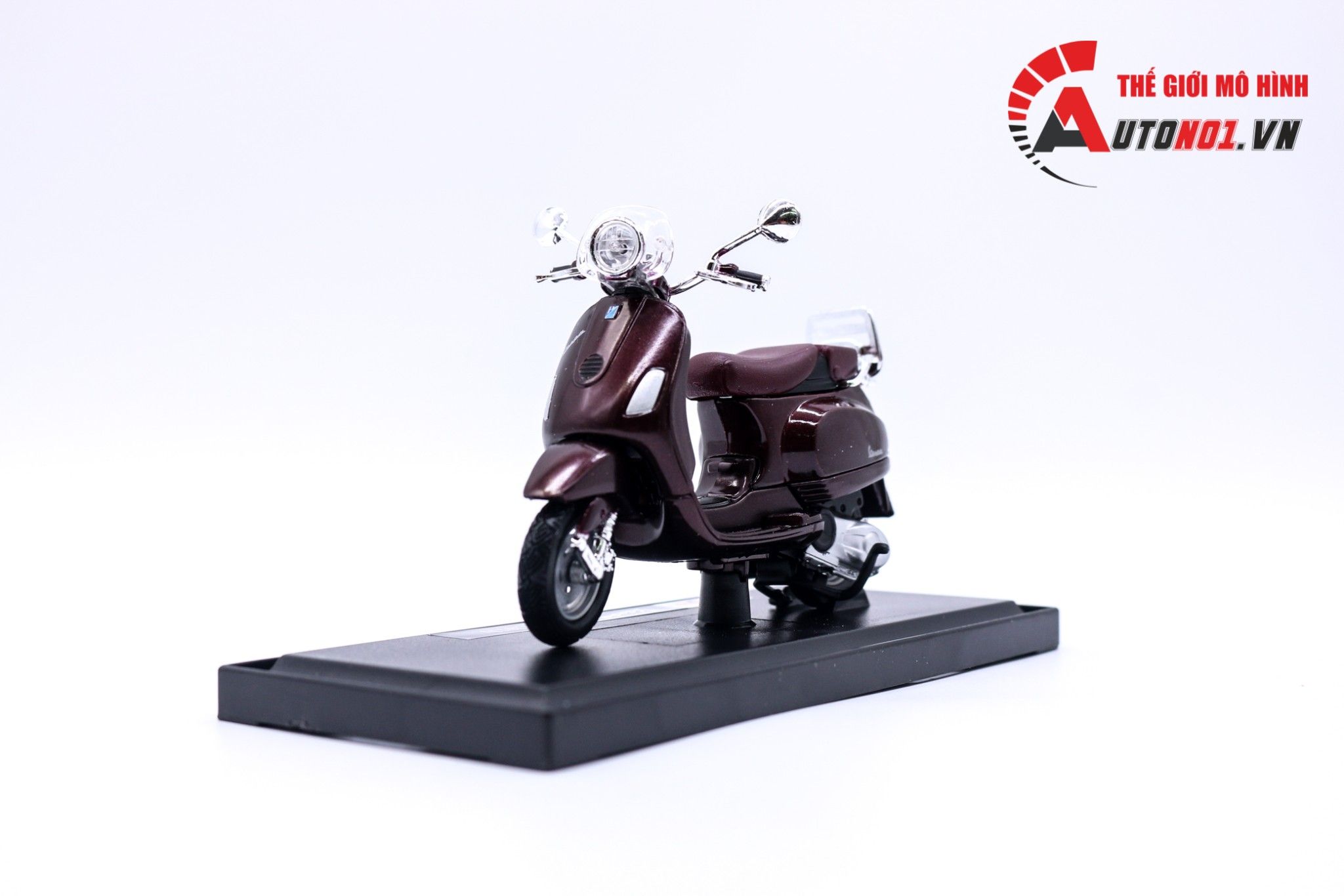  Mô hình xe Vespa lxv 2013 brown 1:18 Maisto 7070A 