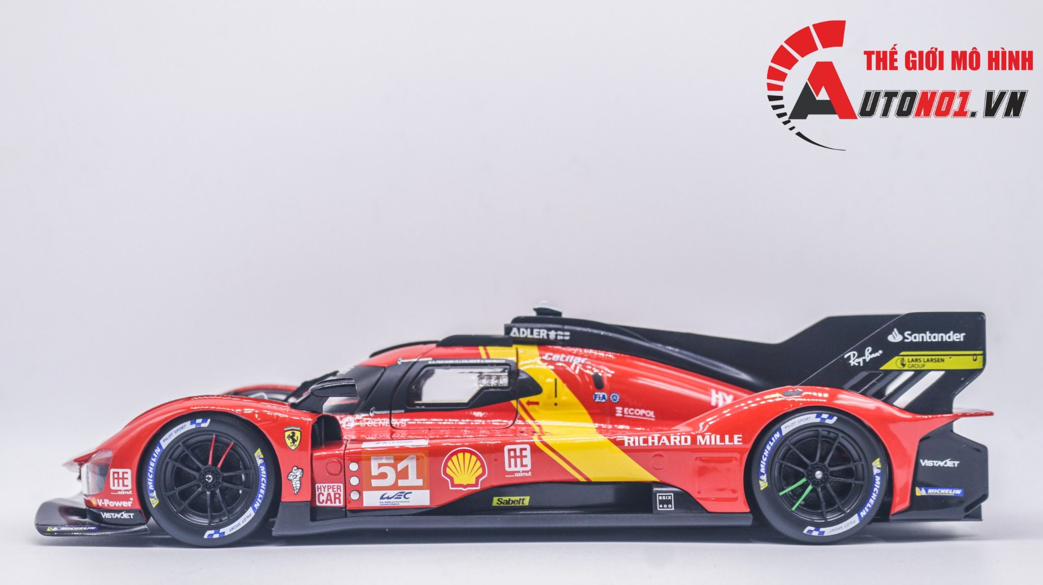 Mô hình xe Ferrari 499P 3.0L turbo V6 team Ferrari Corse #50 - #51 24h Le Mans 2023 18-16301 (#50) tỉ lệ 1:18 Bburago OT374