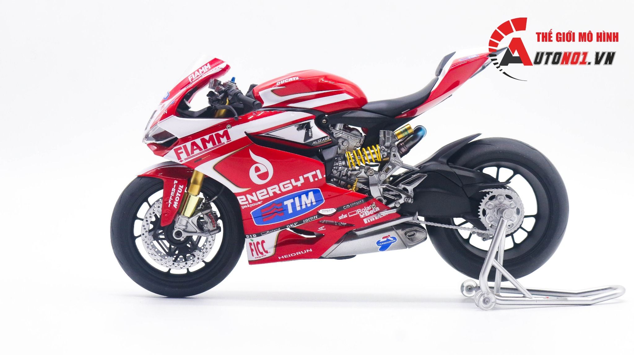 Mô hình xe Ducati Panigale 1199 Fiamm Tim Sbk 2013 #7 1:12 Tamiya D227d