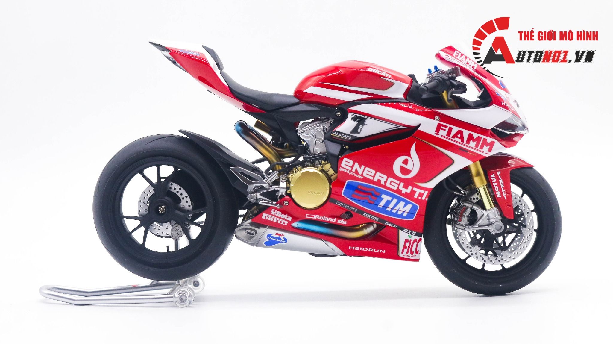 Mô hình xe Ducati Panigale 1199 Fiamm Tim Sbk 2013 #7 1:12 Tamiya D227d