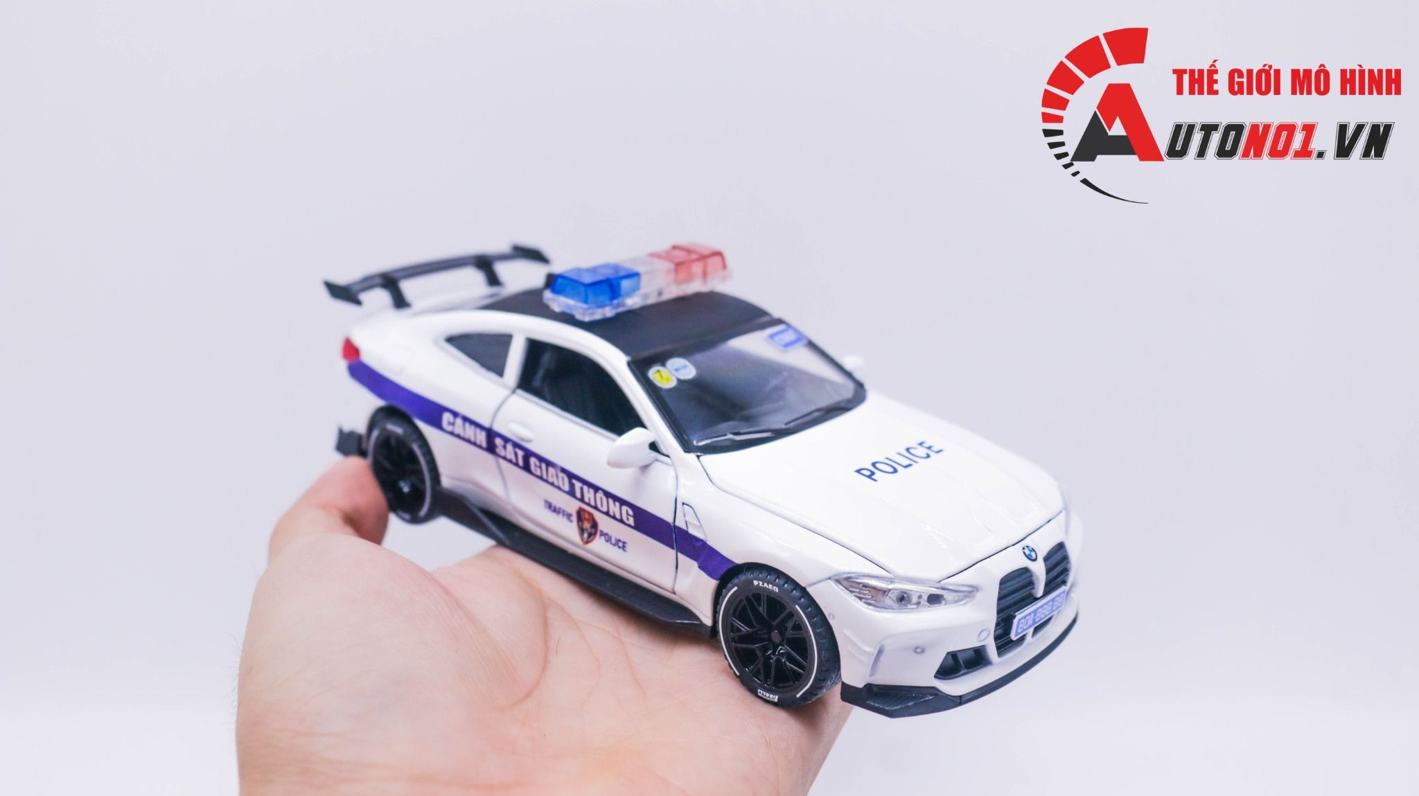 Mô hình xe ô tô độ CSGT BMW M4 full open có đèn có âm thanh tỉ lệ 1:32 Alloy OT397