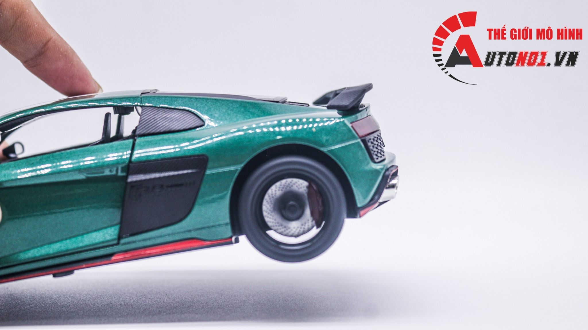 Mô hình xe Audi R8 V10 full open , đánh lái được tỉ lệ 1:24 Miniauto OT354