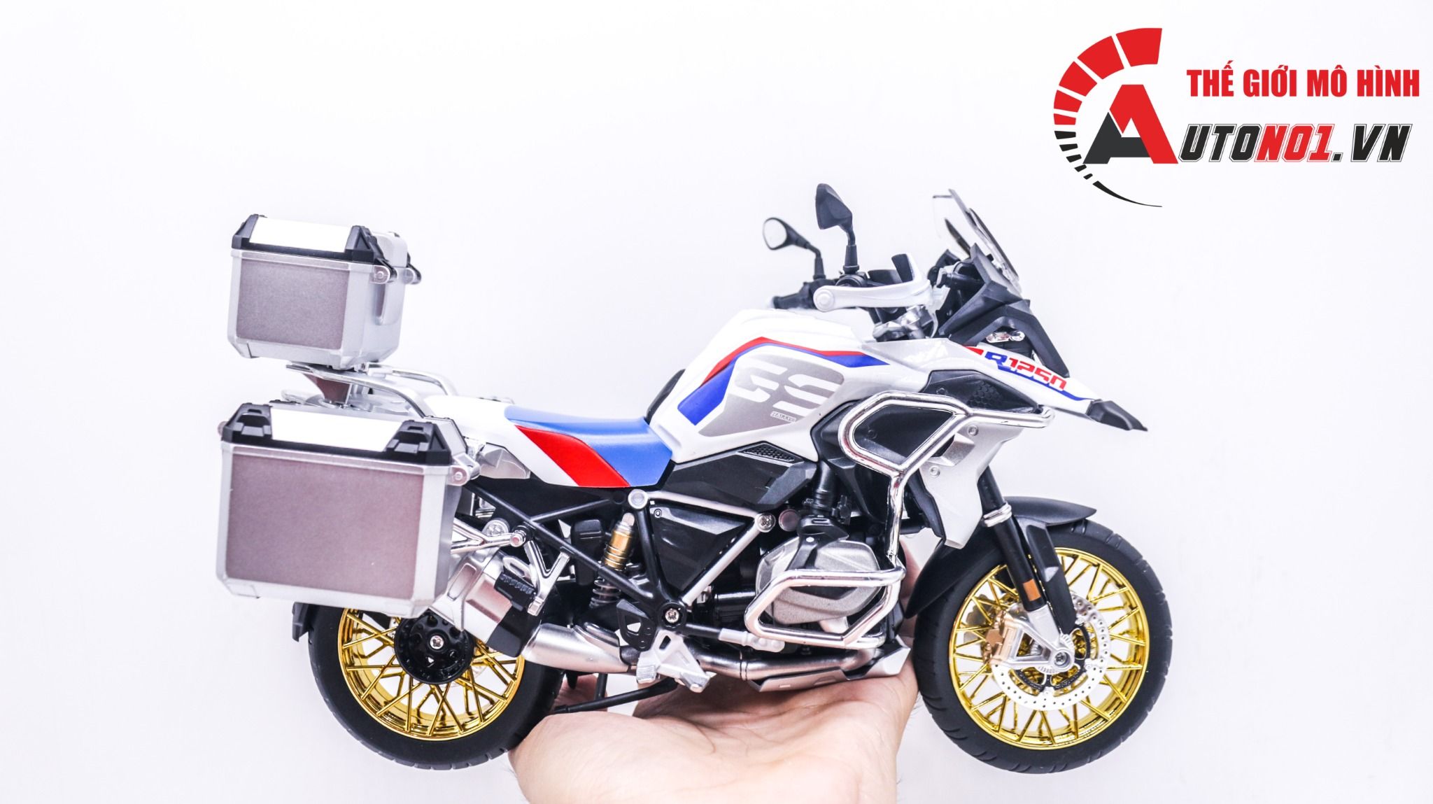 Mô hình moto BMW R 1250 GS ADV tỉ lệ 1:9 Huayi Alloy MT069