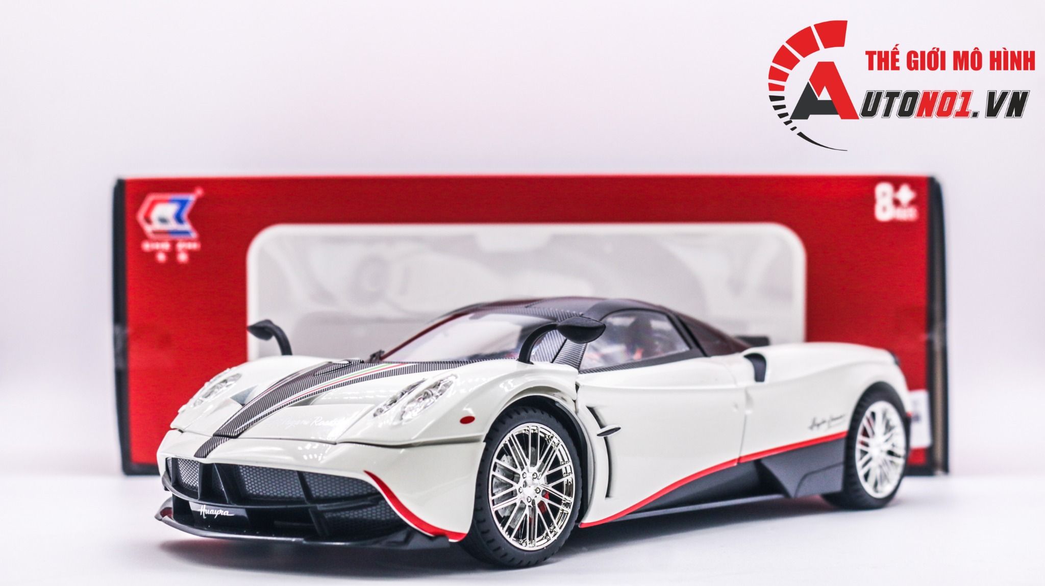  Mô hình xe Pagani Huayra đánh lái được full kính full open tỉ lệ 1:18 Chezhi OT393 