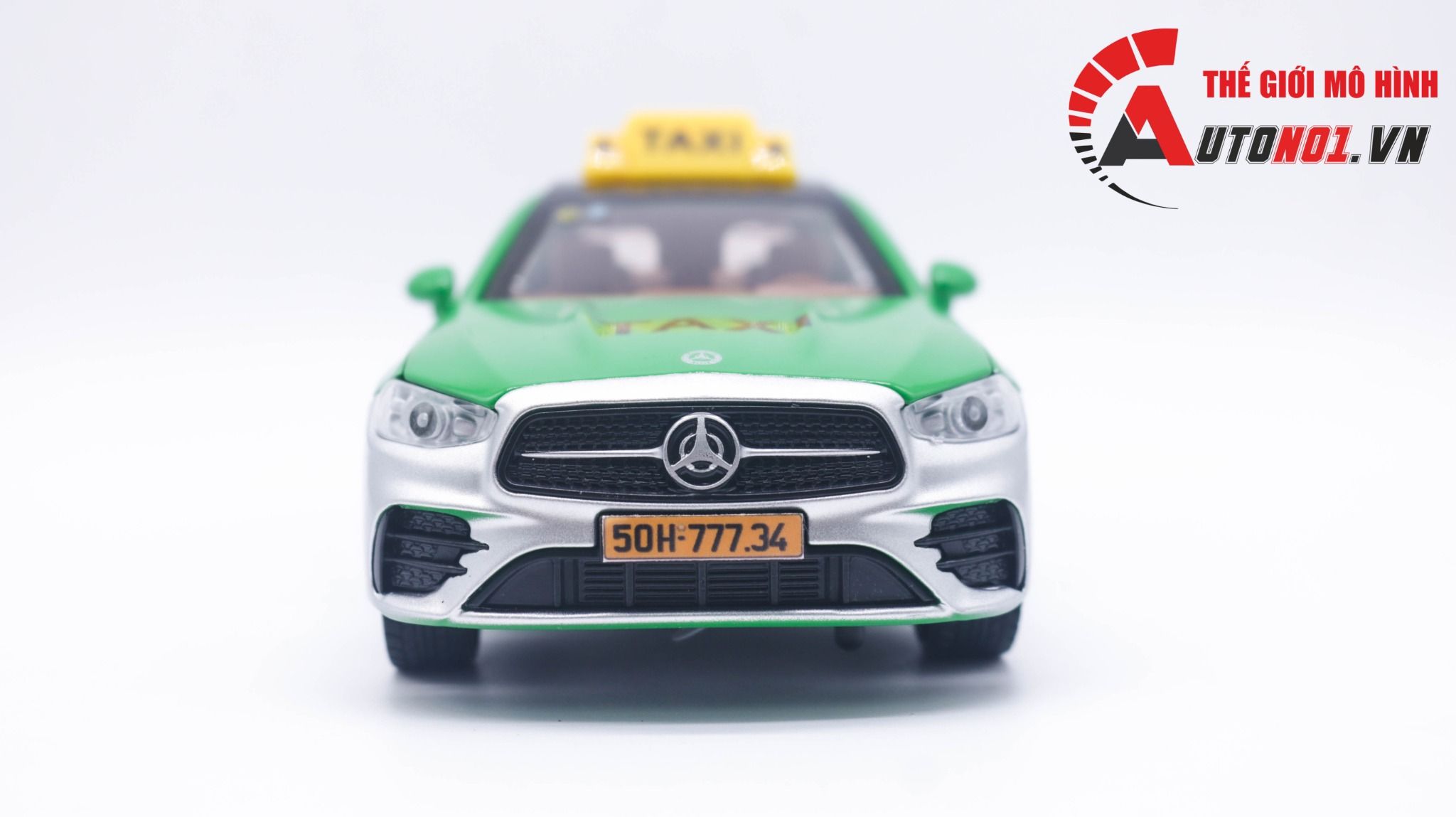  Mô hình xe độ dịch vụ Mercedes-Benz E300L độ Taxi Grab tỉ lệ 1:24 XHD Autono1 OT431 