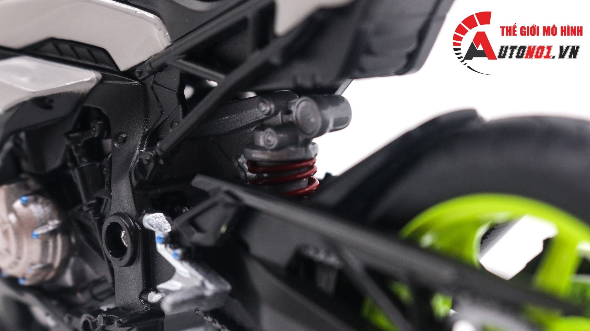 Mô hình xe độ Bmw S1000rr gray độ mâm - độ pô titan tỉ lệ 1:12 Autono1 Welly D226M