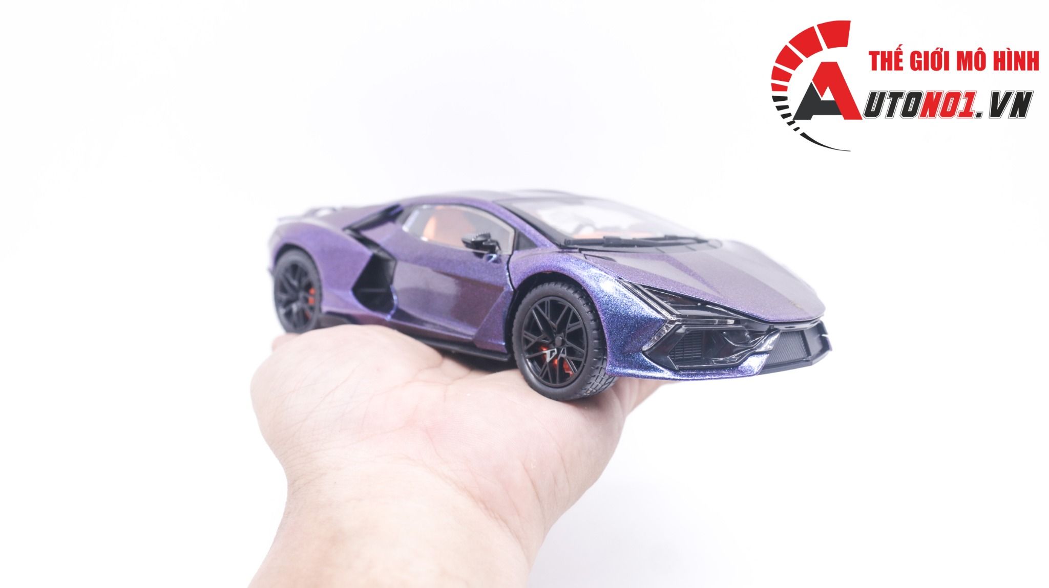 Mô hình Lamborghini Revuelto có đèn-đánh lái được-mở full cửa-full kính tỉ lệ 1:24 Alloy Model OT418
