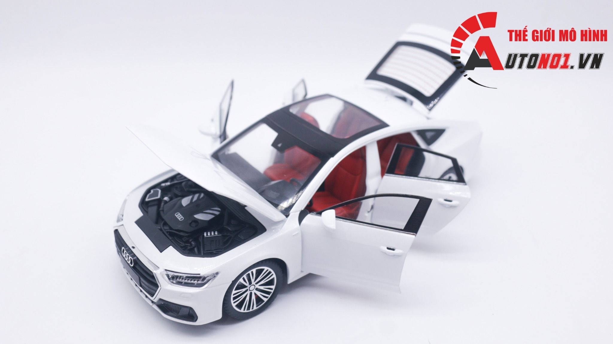 Mô hình xe Audi A7 full open, đánh lái được, có đèn và âm thanh tỉ lệ 1:24 Chezhi OT420