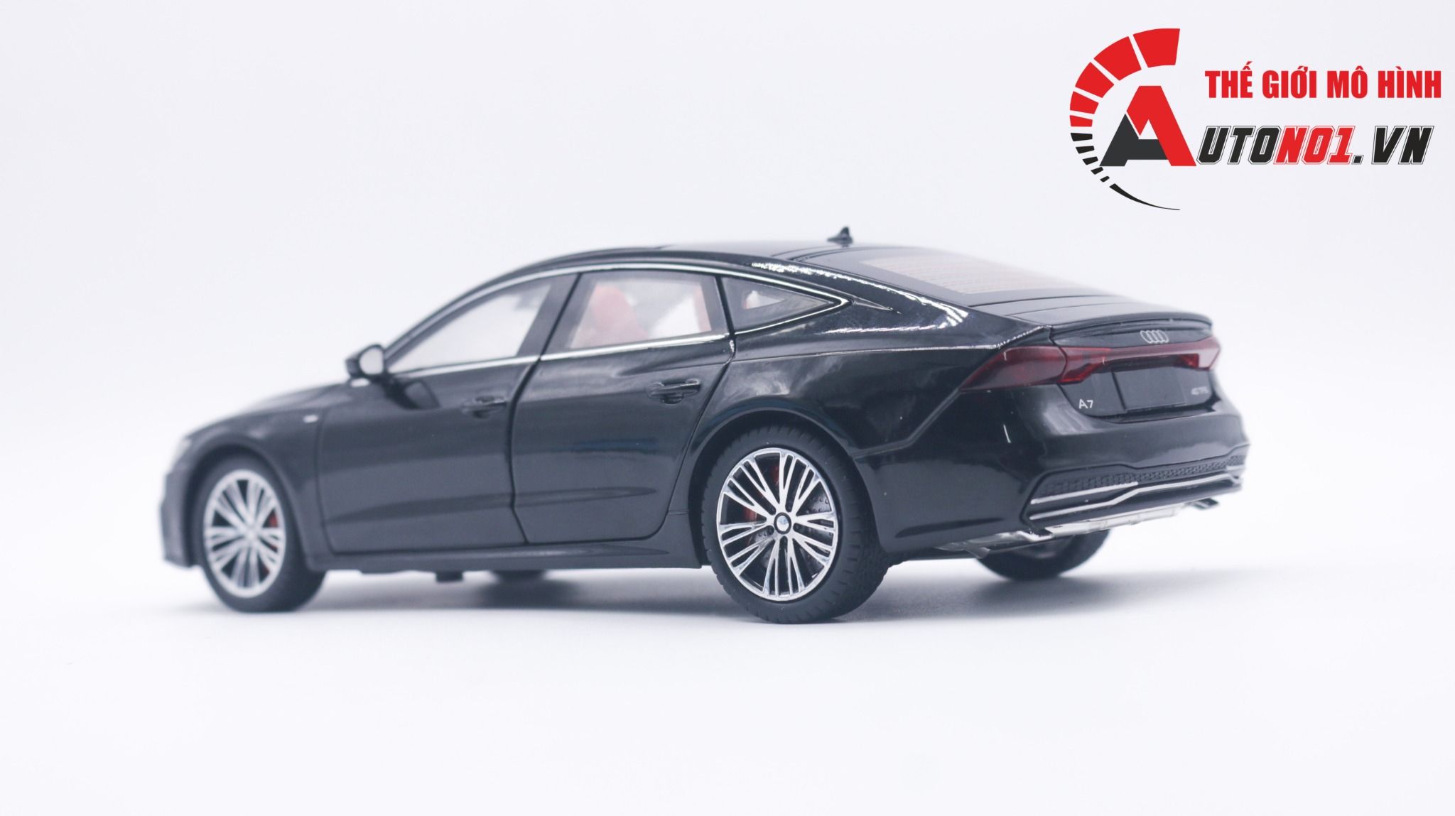 Mô hình xe Audi A7 full open, đánh lái được, có đèn và âm thanh tỉ lệ 1:24 Chezhi OT420