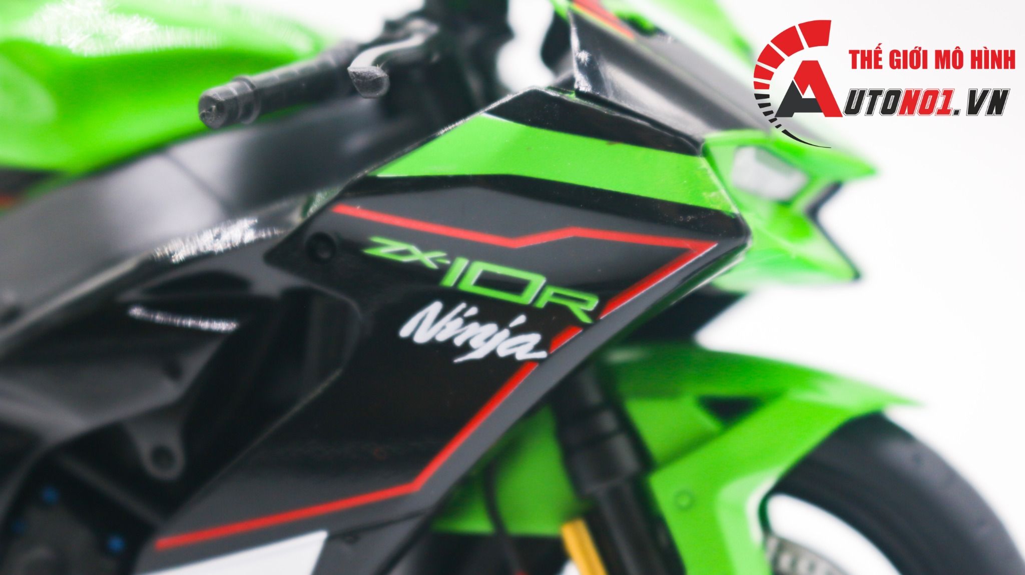 Mô hình xe cao cấp Kawasaki Ninja ZX-10R độ pô 1:12 Autono1 Welly D240B