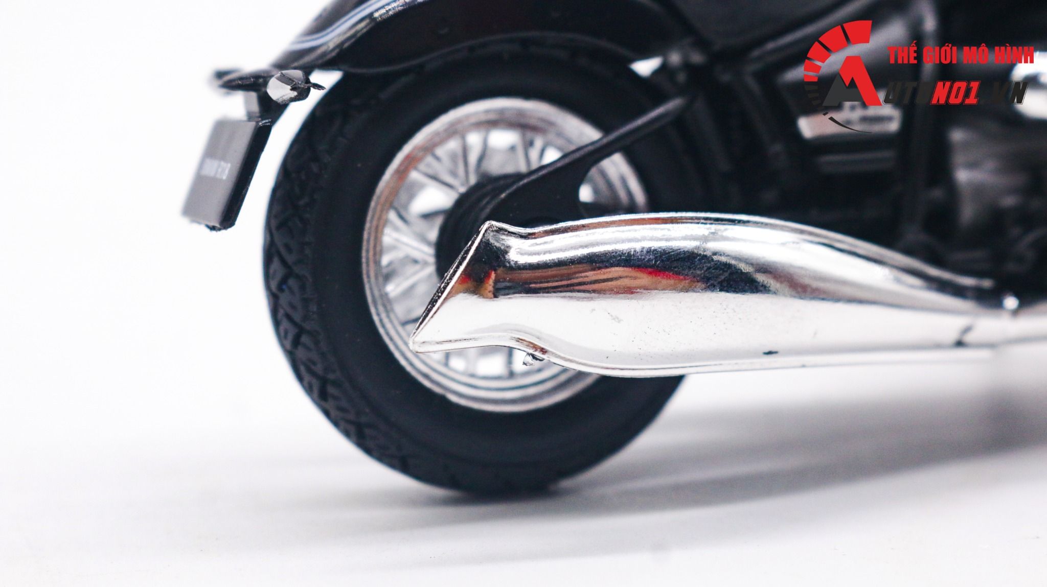 Mô hình xe BMW R18 1800cc tỉ lệ 1:18 Welly MT007