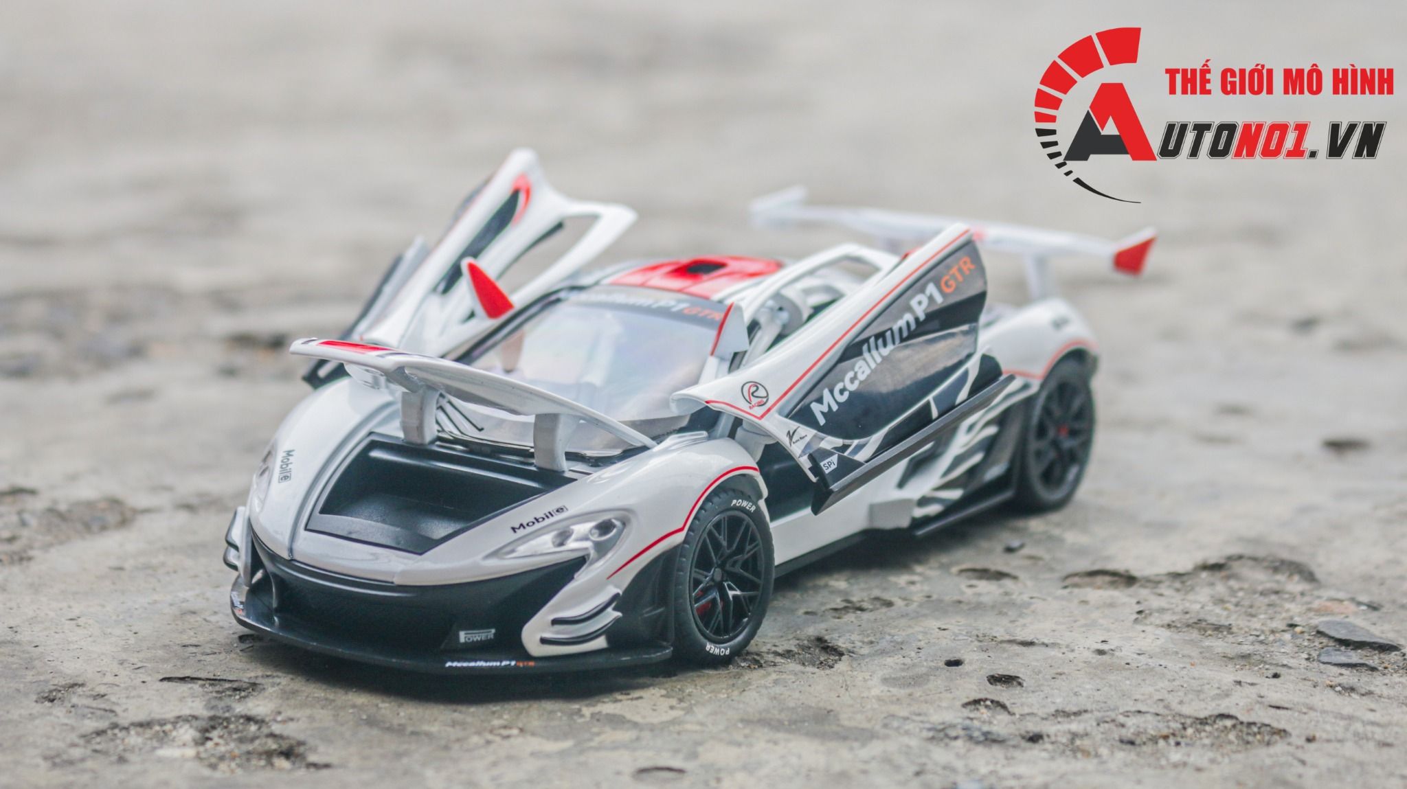 Mô hình xe McLaren P1 GTR full open - có âm thanh - có đèn tỉ lệ 1:22 Jiaye Model OT454