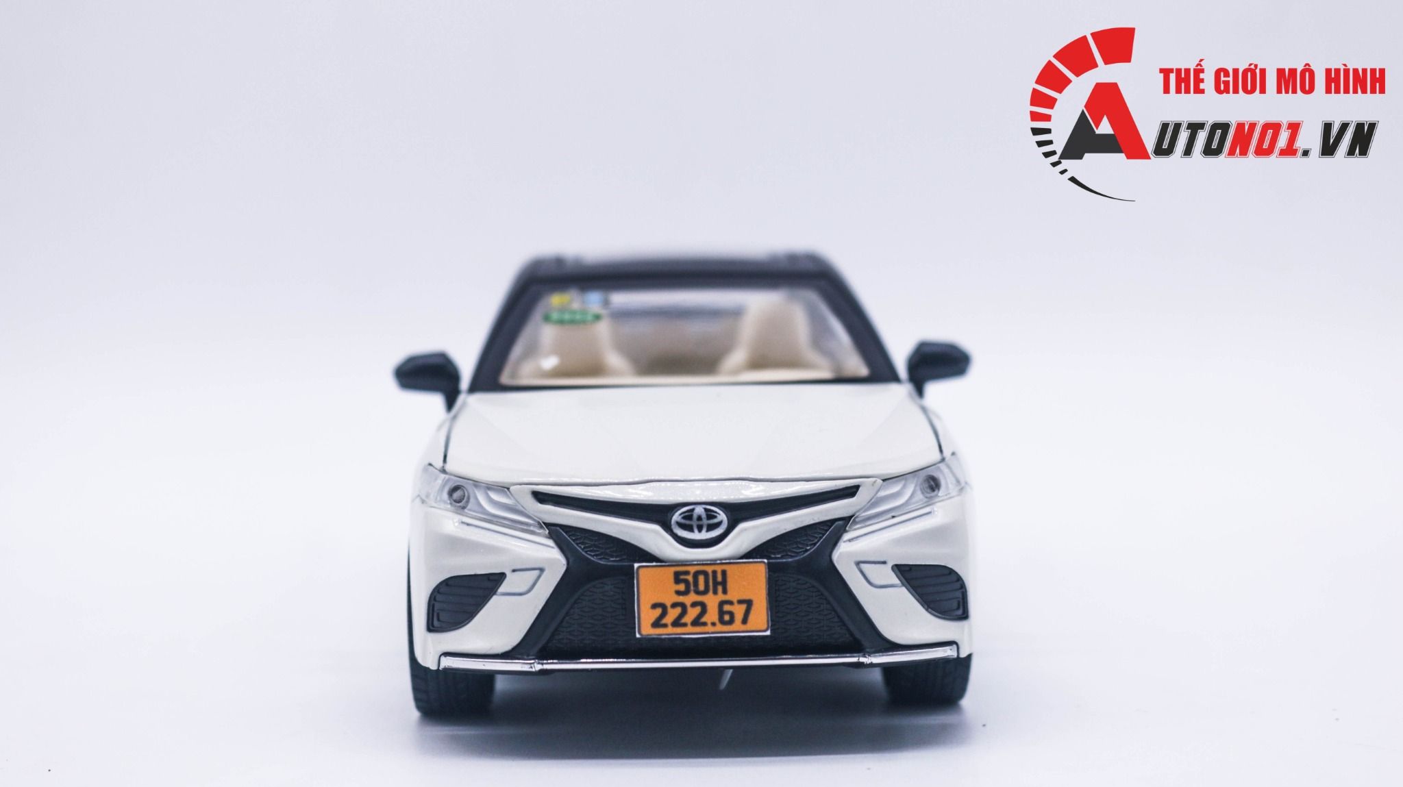 Mô hình xe độ dịch vụ Toyota Camry độ dịch vụ Taxi Mai Linh tỉ lệ 1:24 Chezhi Autono1 OT500