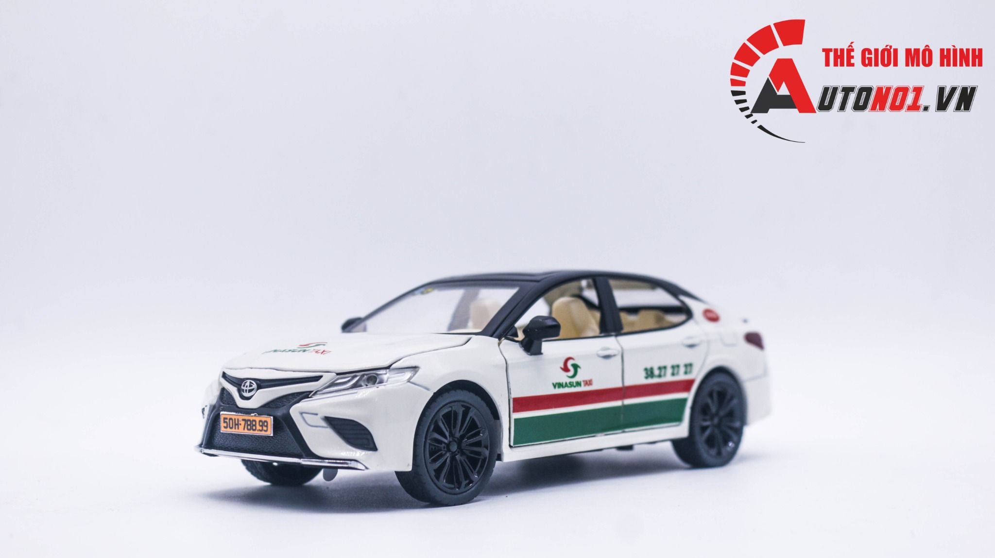Mô hình xe độ dịch vụ Toyota Camry độ dịch vụ Taxi Vinasun tỉ lệ 1:24 Chezhi Autono1 OT501