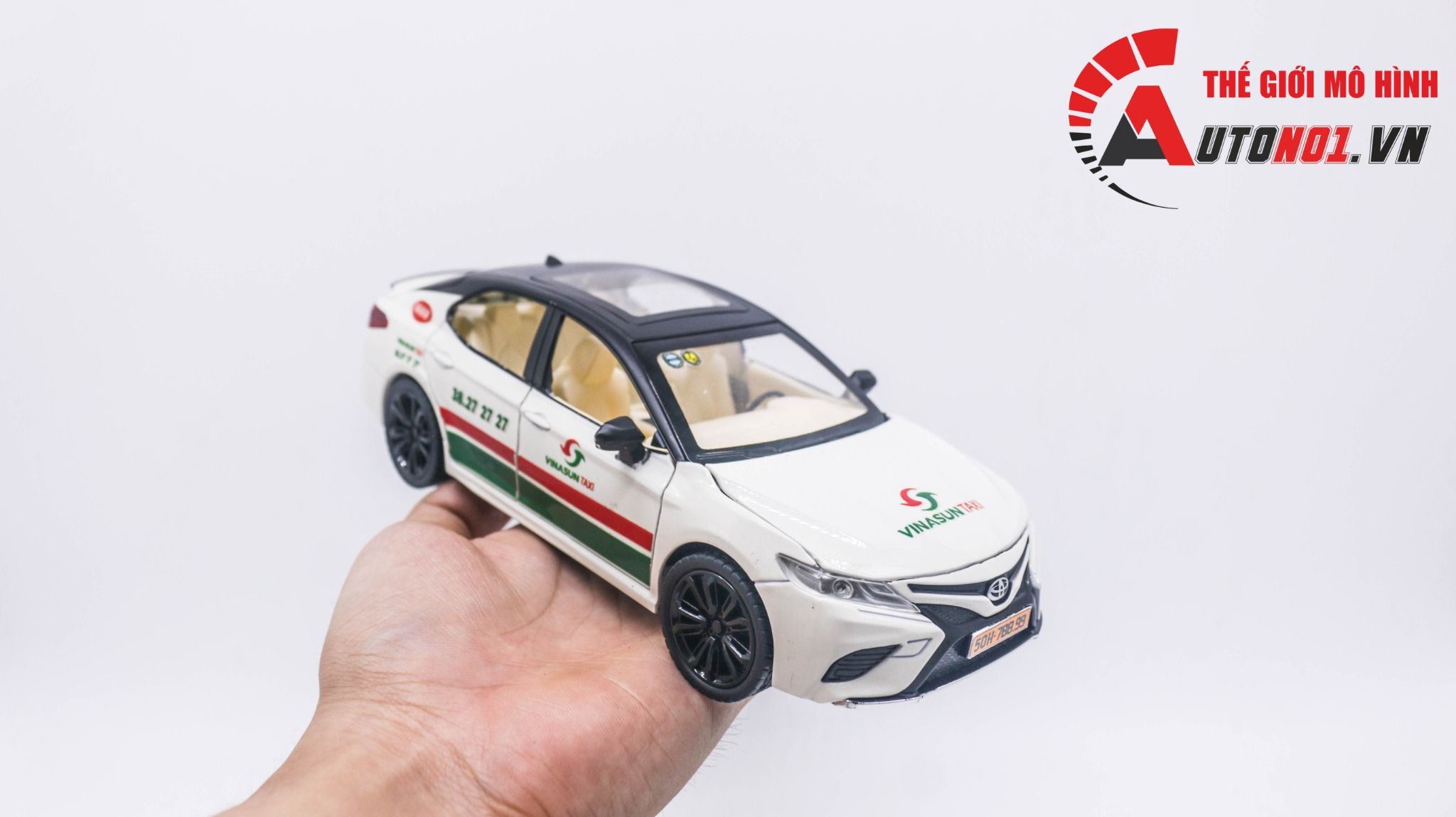 Mô hình xe độ dịch vụ Toyota Camry độ dịch vụ Taxi Vinasun tỉ lệ 1:24 Chezhi Autono1 OT501