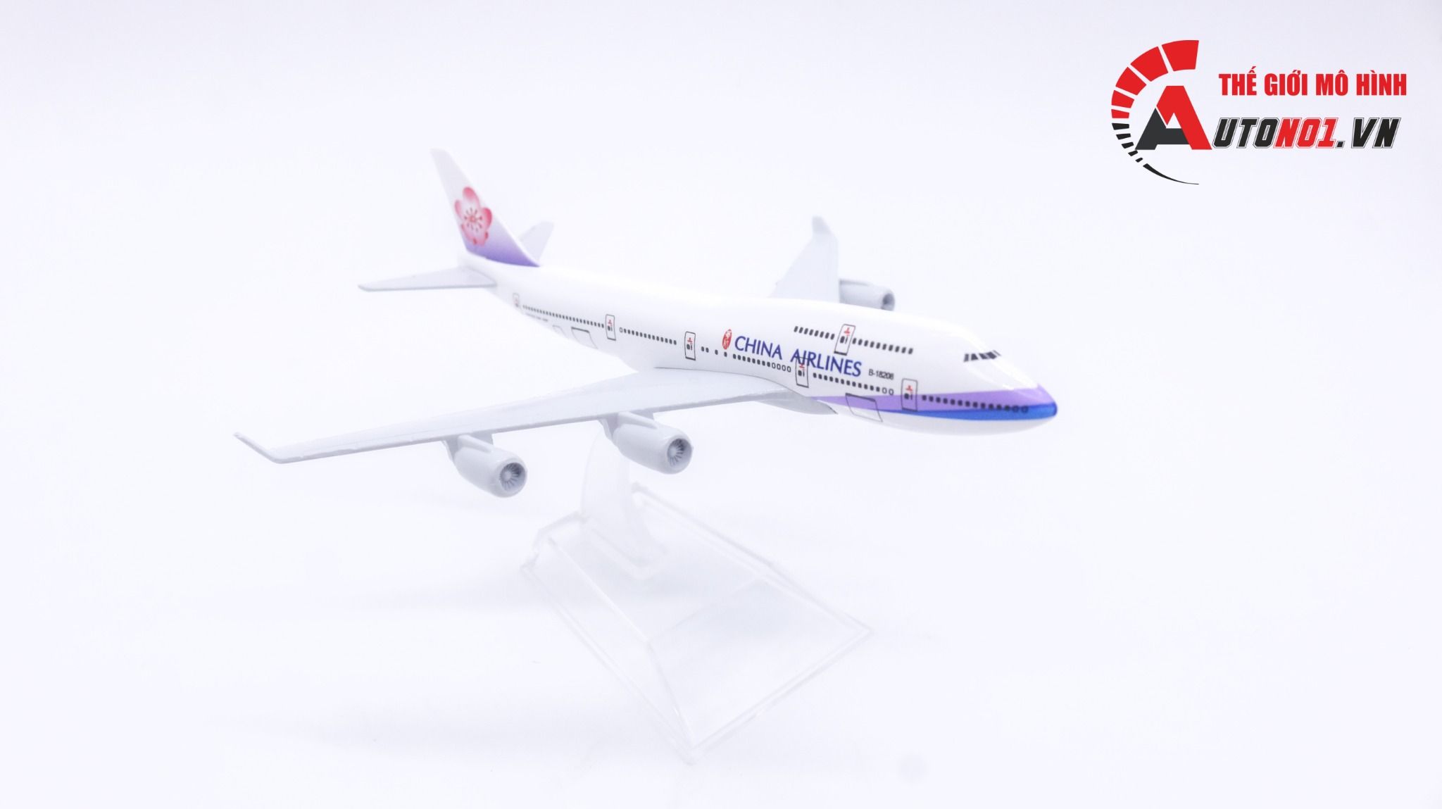 Mô hình máy bay China Airlines B-18208 Boeing B747 16cm MB16034