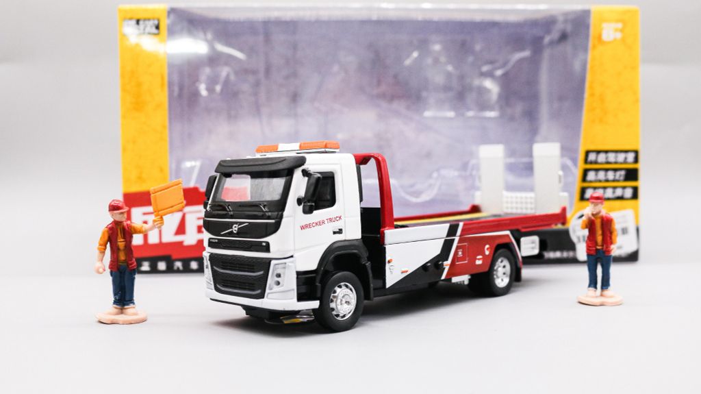 MÔ HÌNH XE TẢI CỨU HỘ VOLVO WRECKER TRUCK 1:50 DIECAST METAL 7917