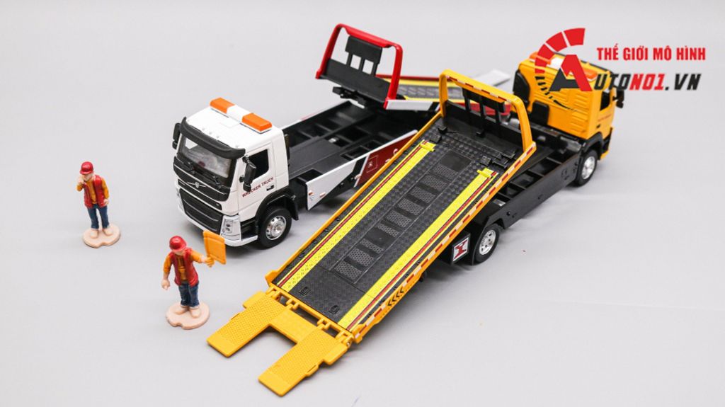 MÔ HÌNH XE TẢI CỨU HỘ VOLVO WRECKER TRUCK 1:50 DIECAST METAL 7917