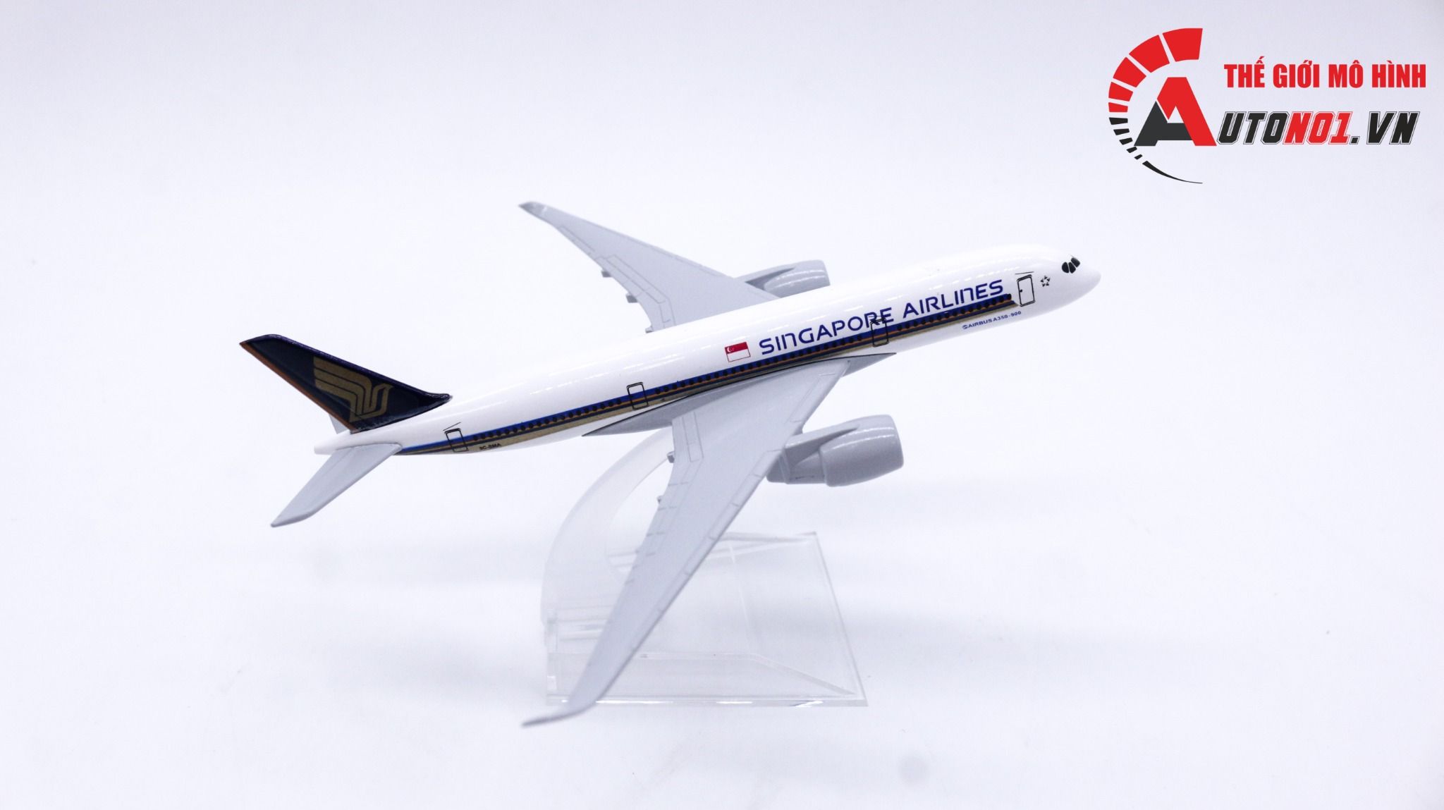Mô hình máy bay Singapore airlines Airbus A350-900 16cm MB16167