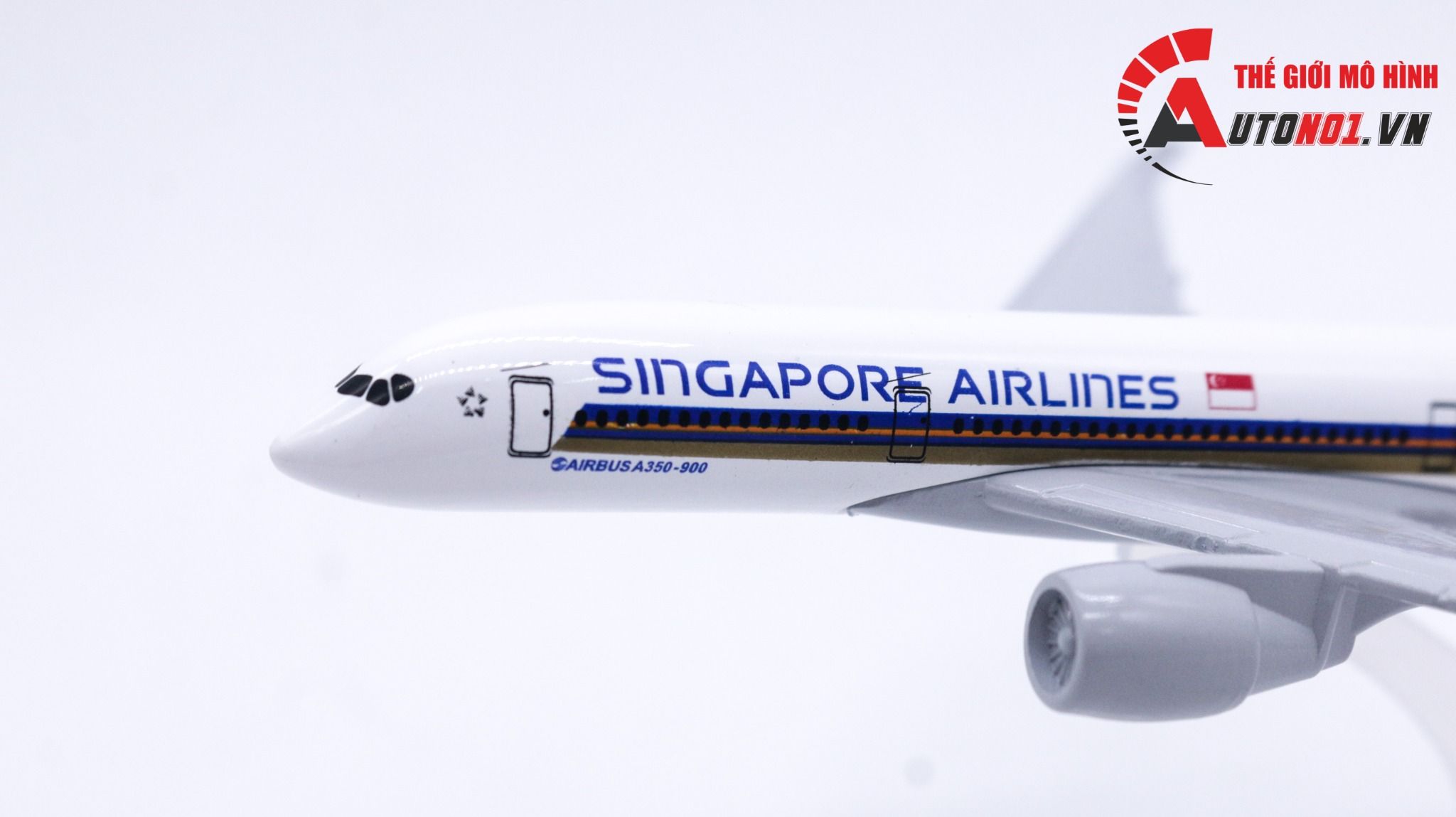 Mô hình máy bay Singapore airlines Airbus A350-900 16cm MB16167