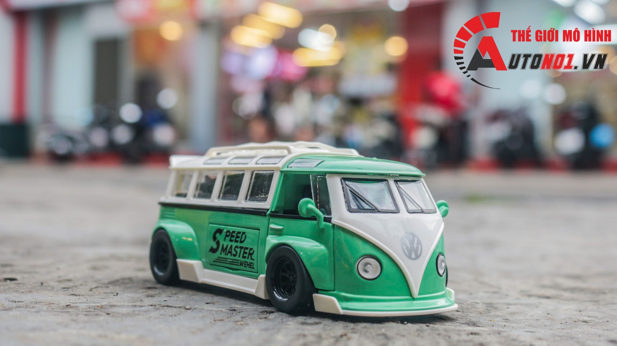 Mô hình xe VolkWagen T1 Bus Widebody tỉ lệ 1:32 Alloy Model OT465