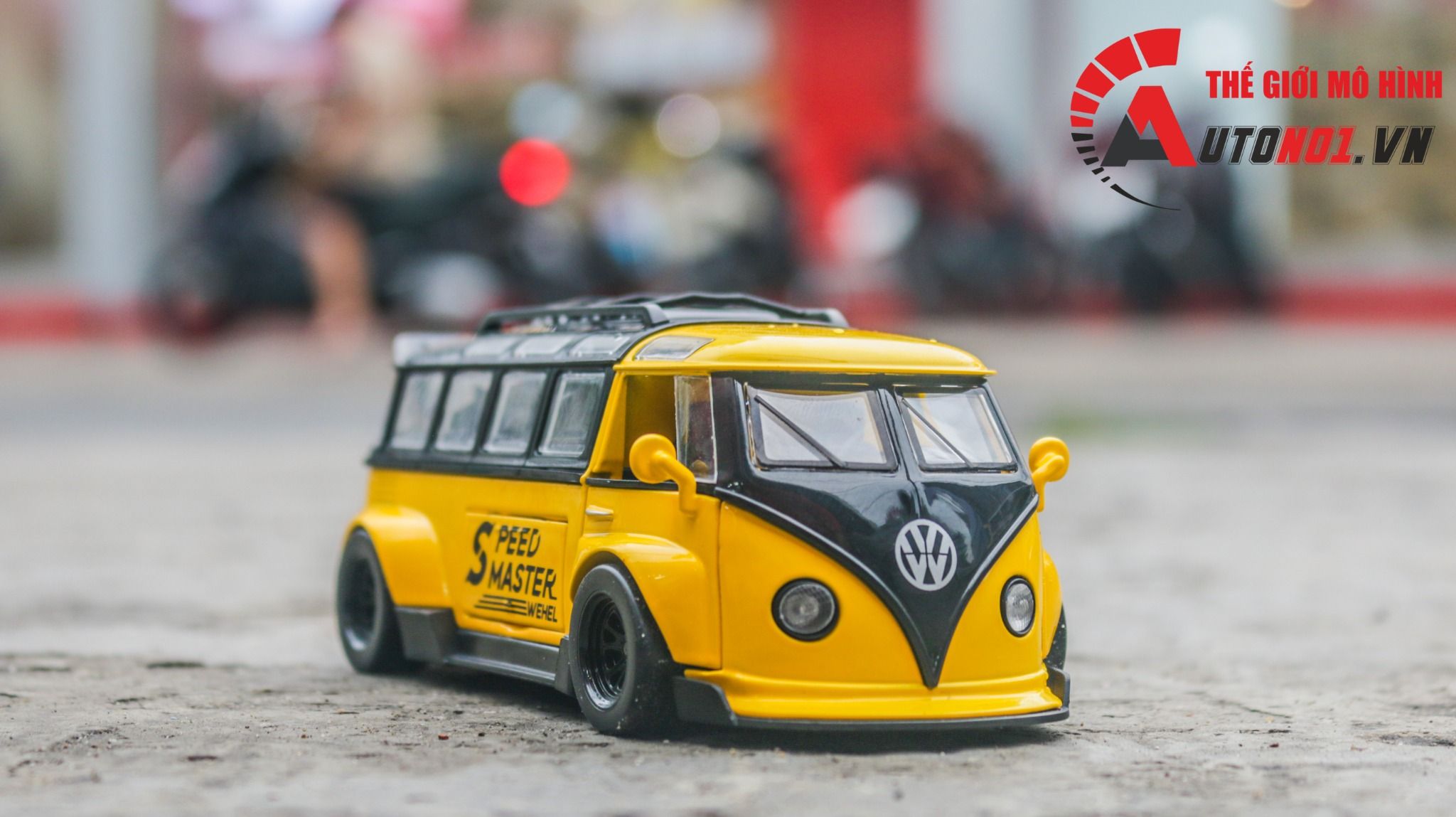 Mô hình xe VolkWagen T1 Bus Widebody tỉ lệ 1:32 Alloy Model OT465